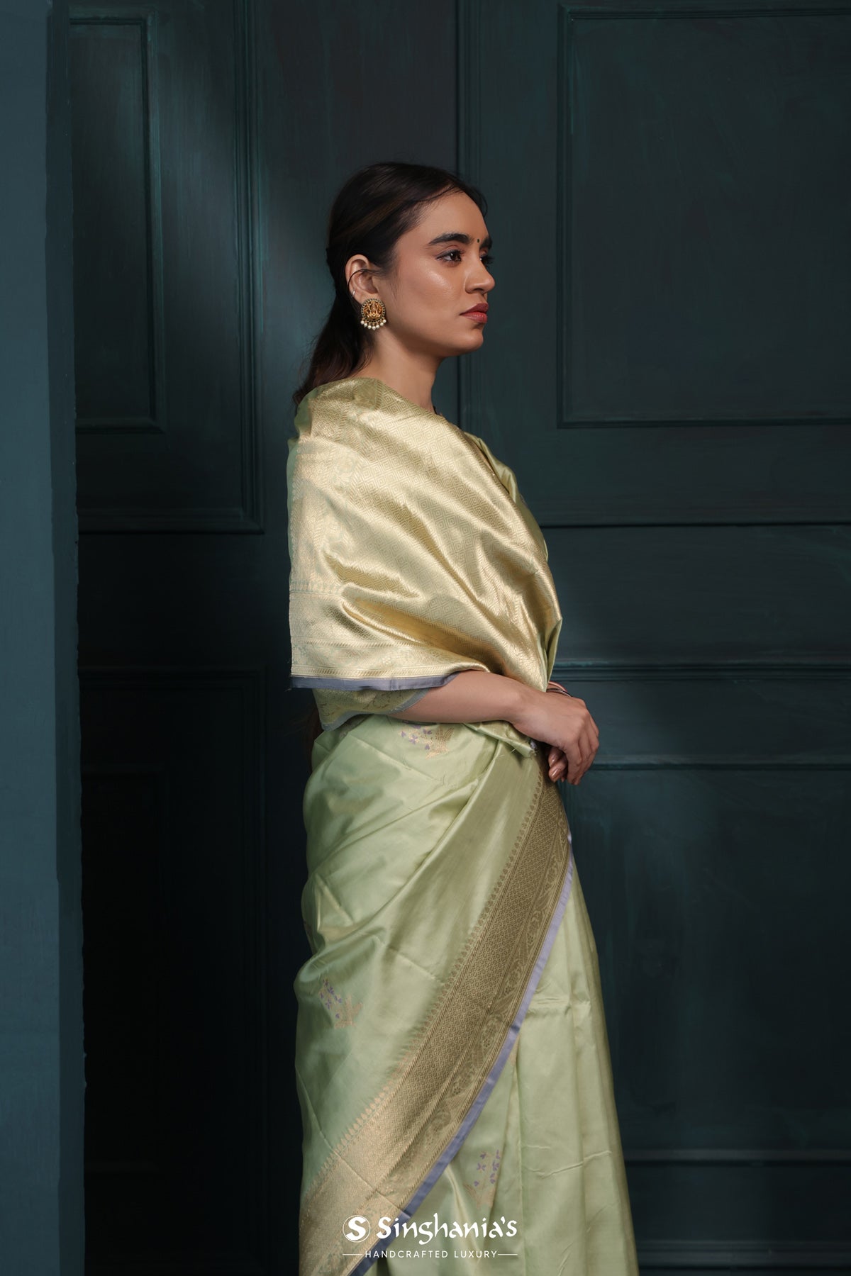 Pastel Pista Green Banarasi Silk Saree With Floral Butta Weaving