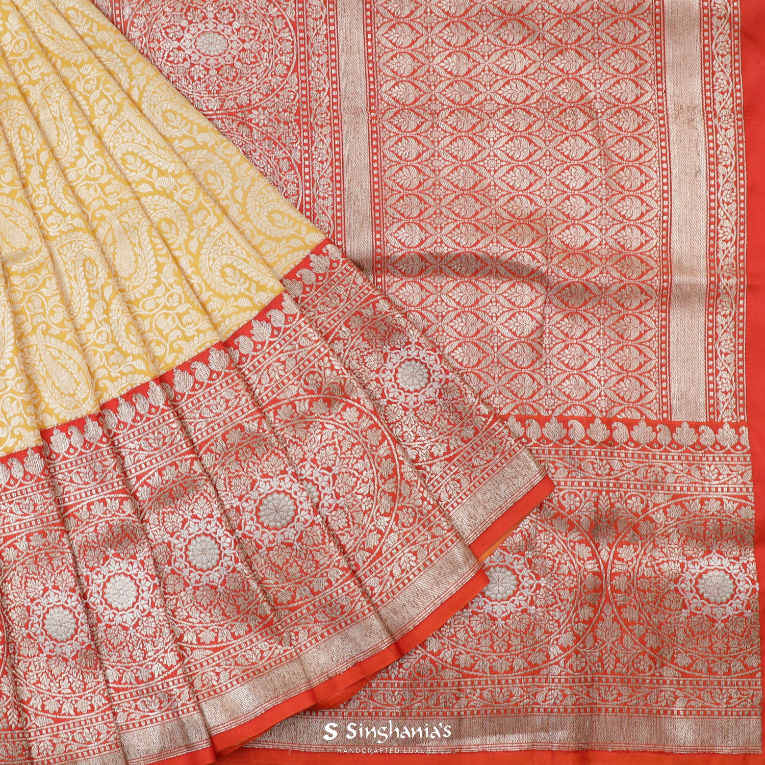 Mellow Yellow Silk Saree With Banarasi Weaving