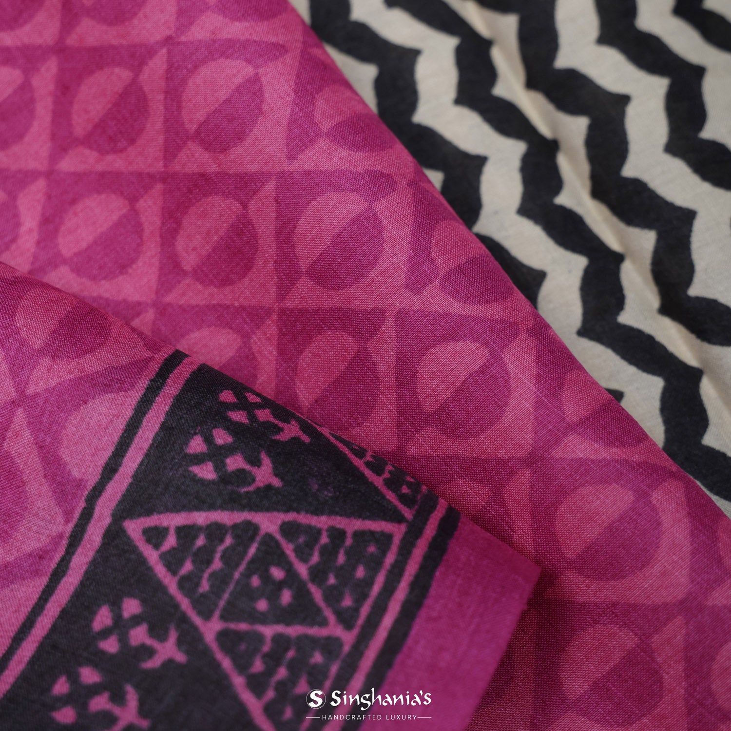 Steel Pink Printed Tussar Saree With Abstract Pattern