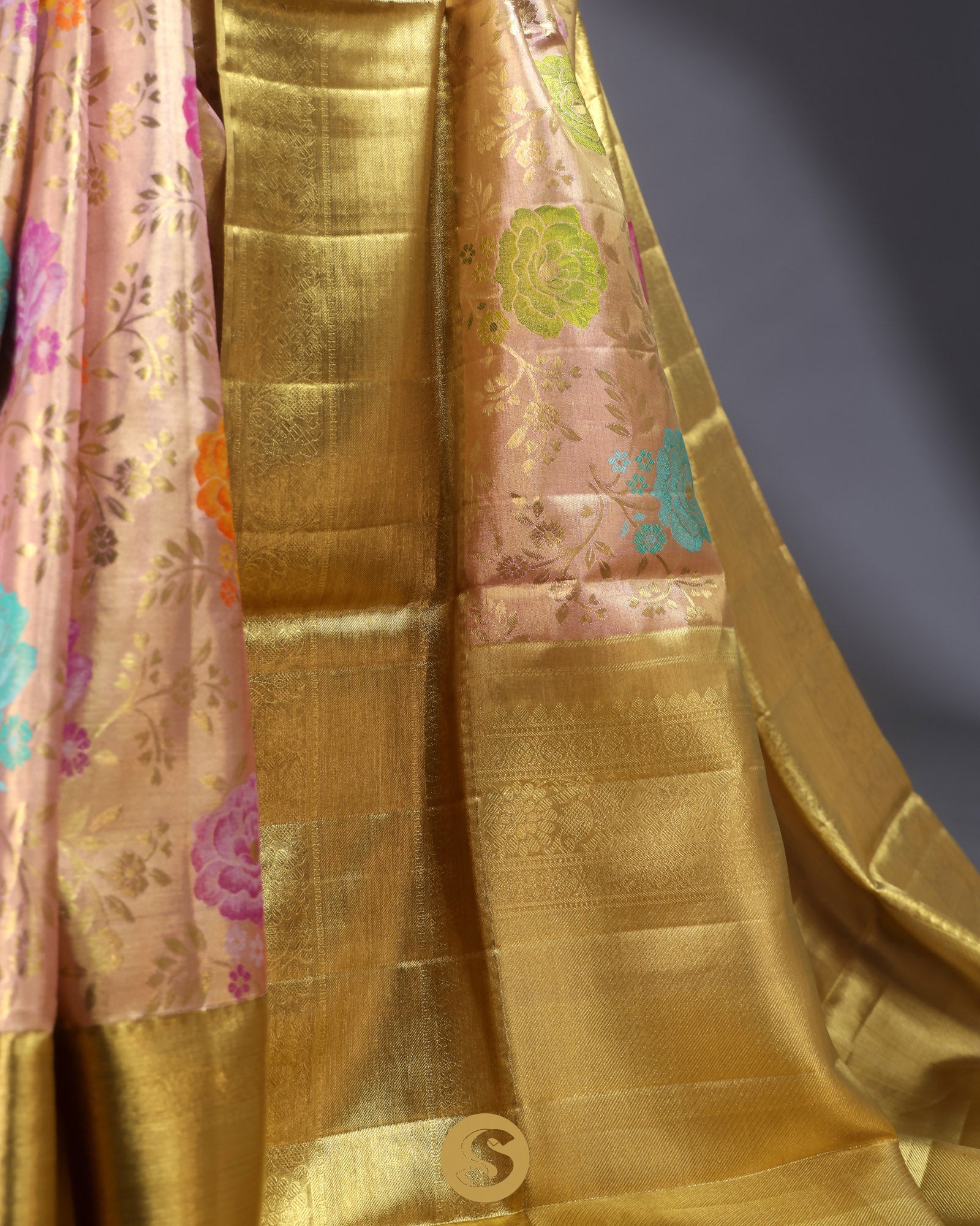 Lady Pink Tissue Kanjivaram Saree With Floral Jaal Weaving