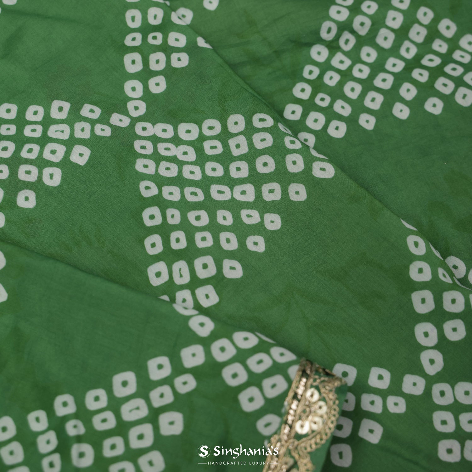 Amazon Green Printed Silk Saree With Bandhani Pattern