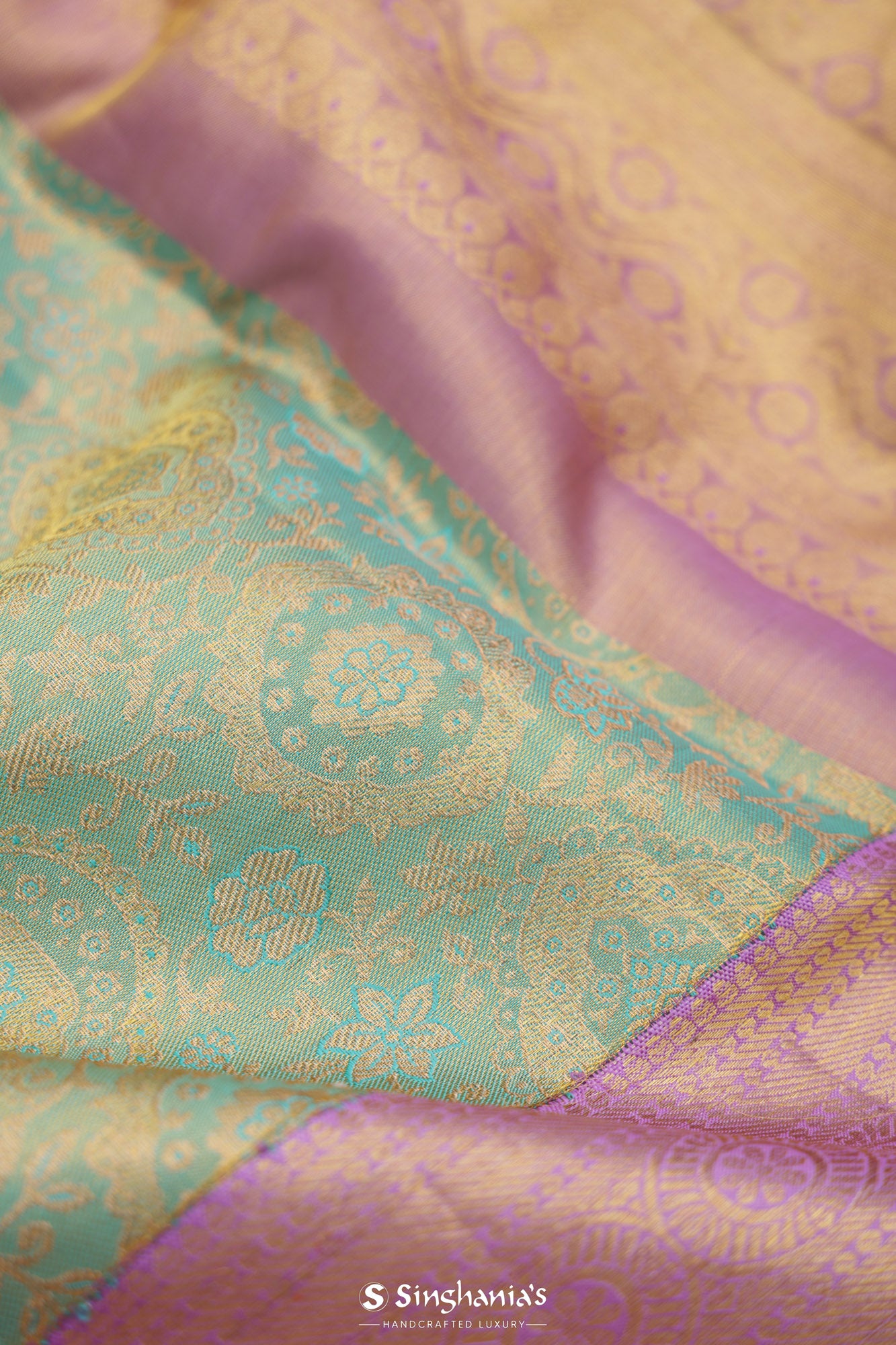 Pastel Green Tissue Kanjivaram Silk Saree With Contrast Big Border
