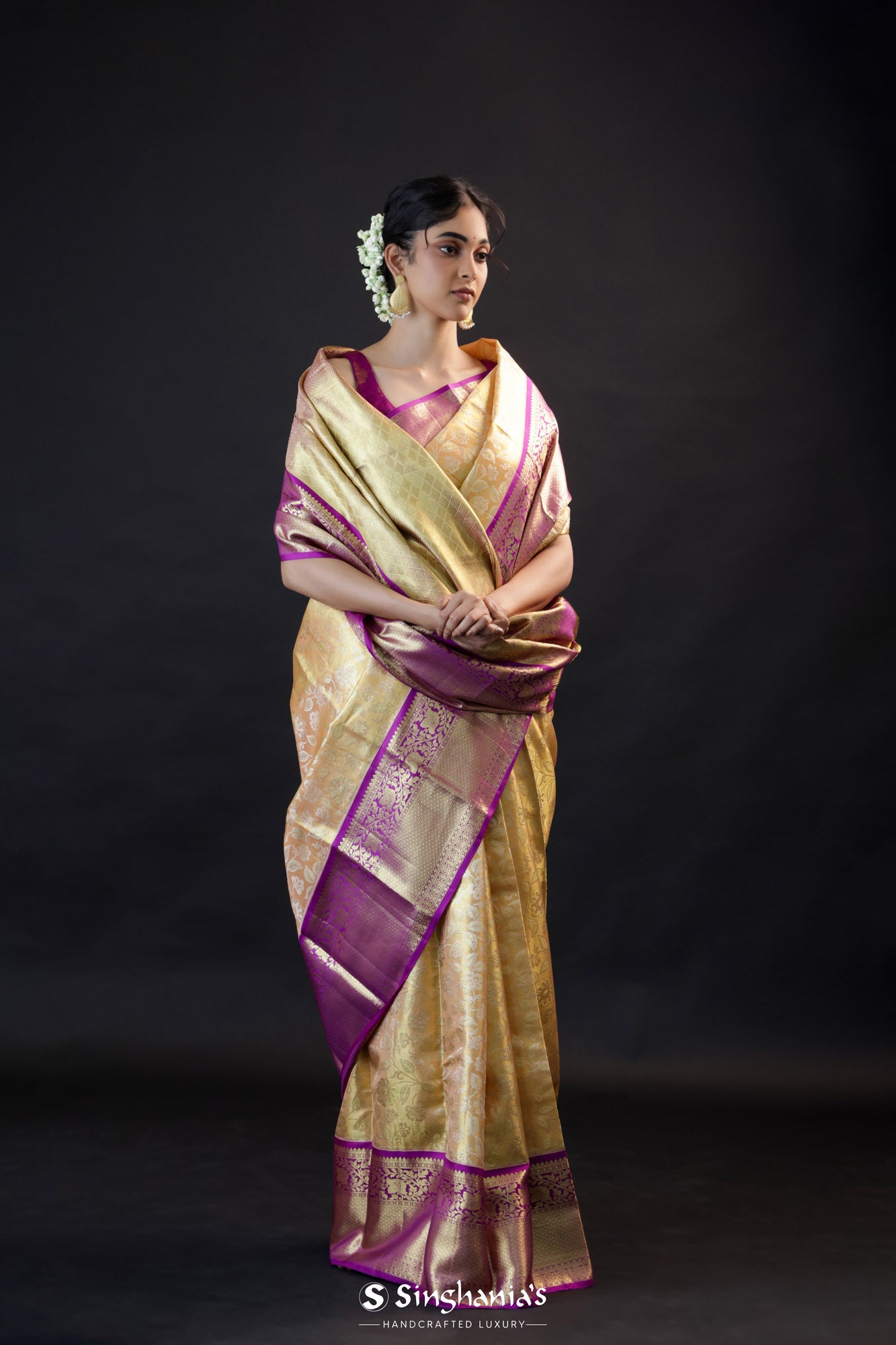 Pastel Gold Tissue Kanjivaram Silk Saree With Contrast Big Border