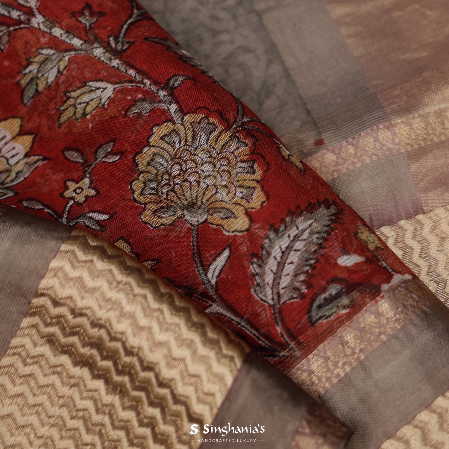 Persian Red Maheswari Silk Saree With Floral Pattern