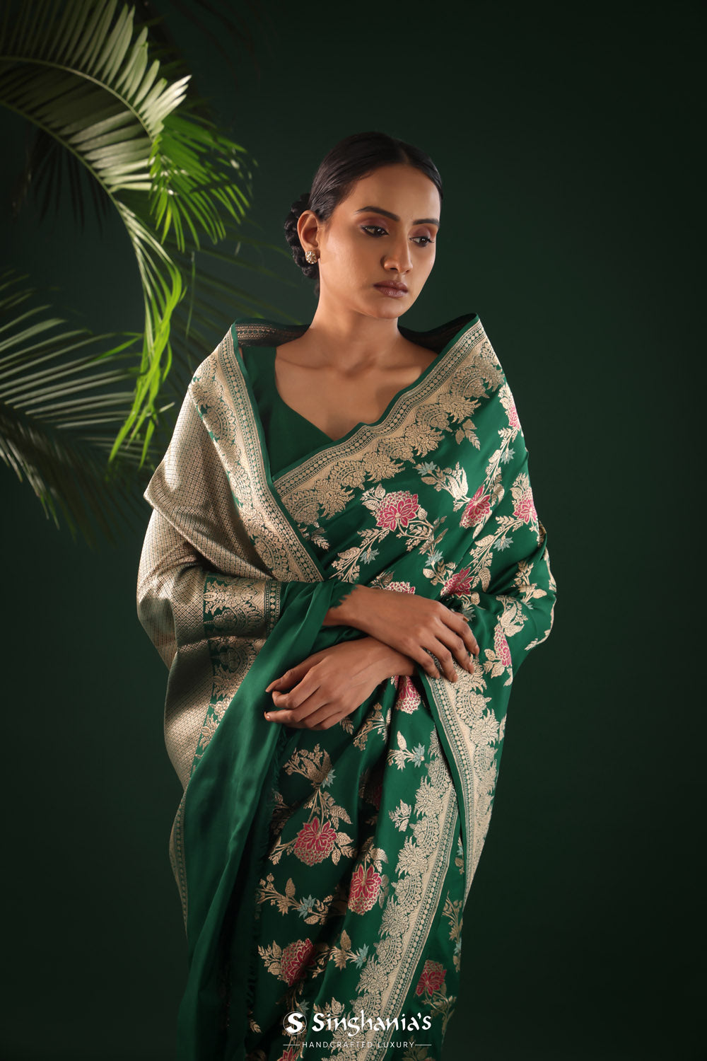 Deep Green Banarasi Silk Saree With Regal Meenakari Weaving