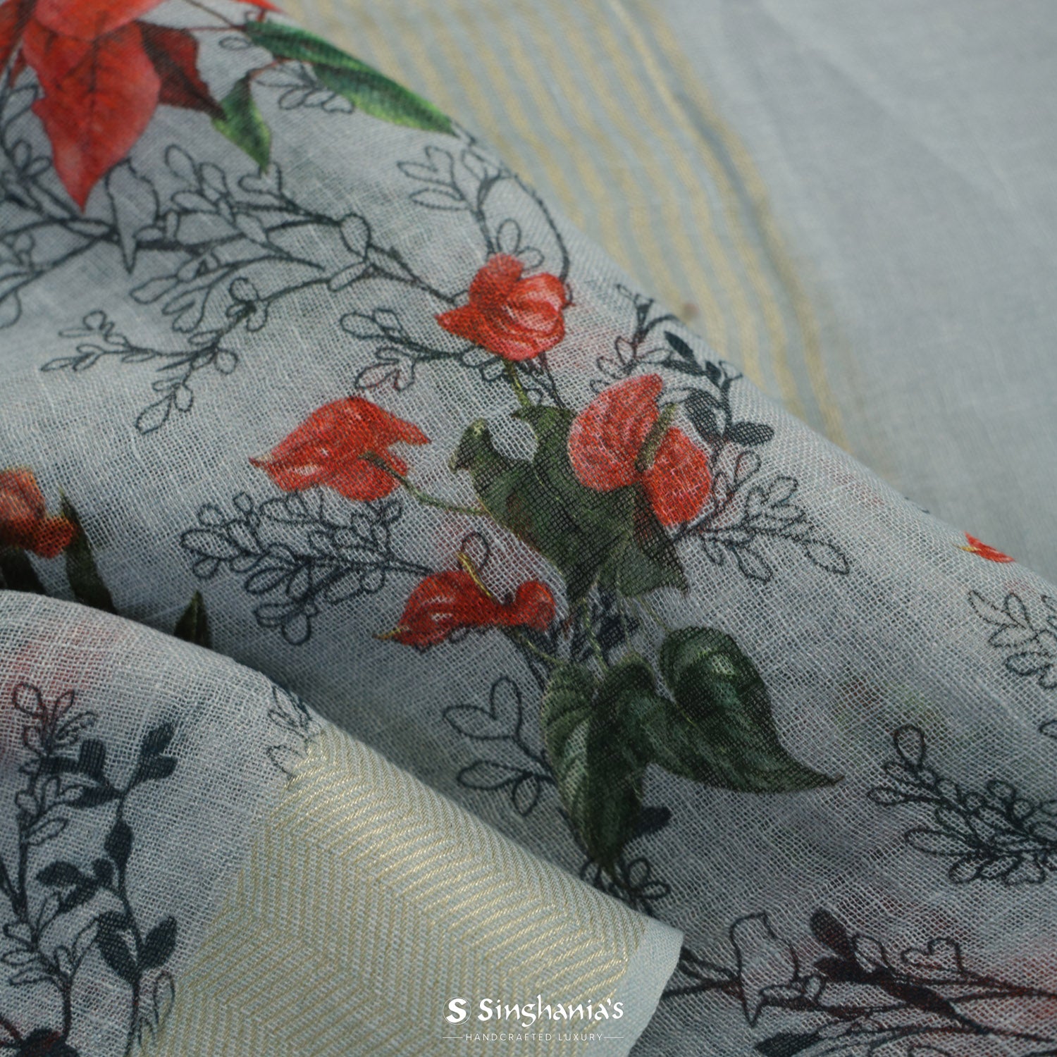Gainsboro Gray Printed Linen Saree With Floral Pattern