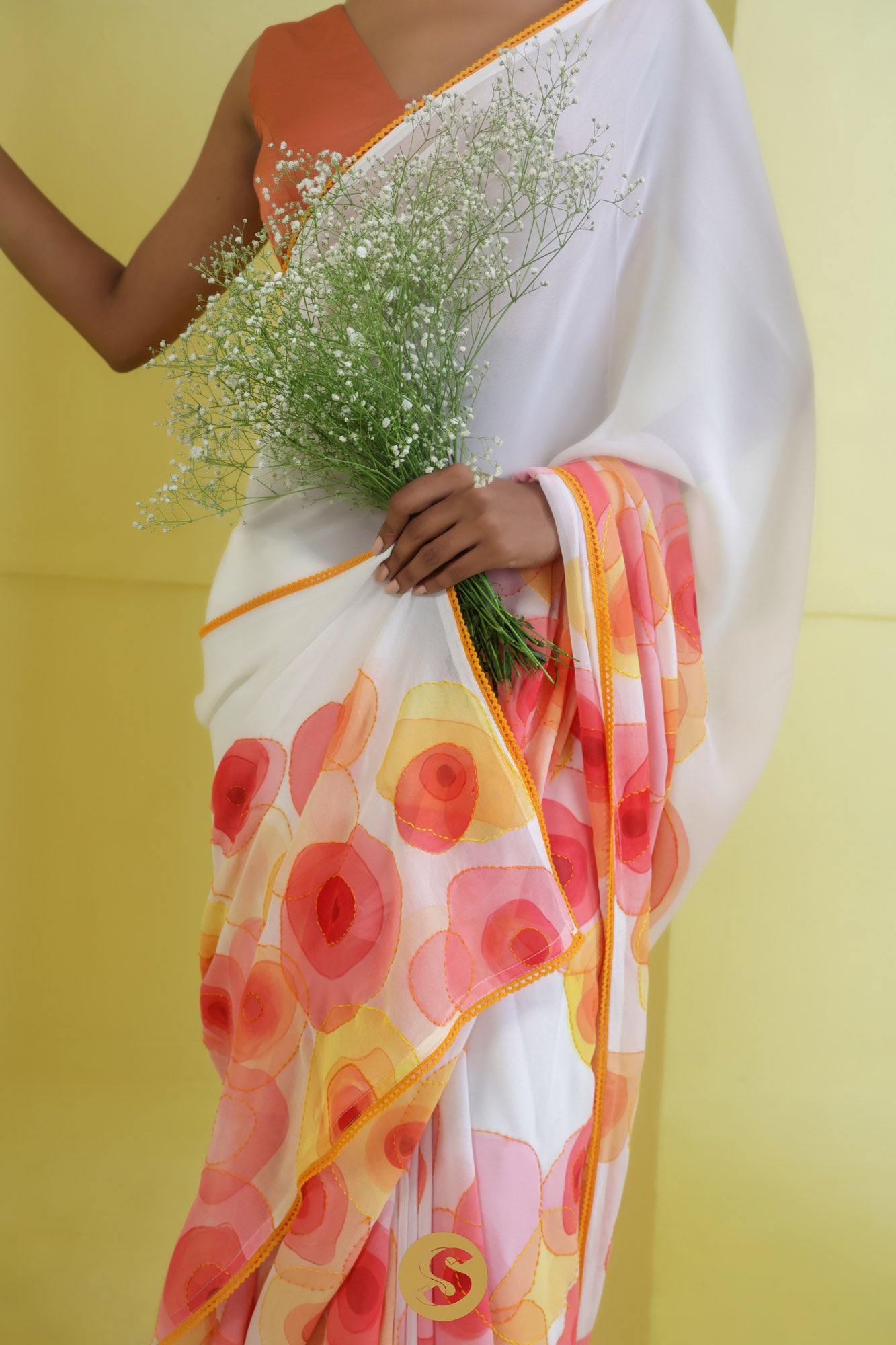 Bright White Printed Georgette Saree With Floral Pattern