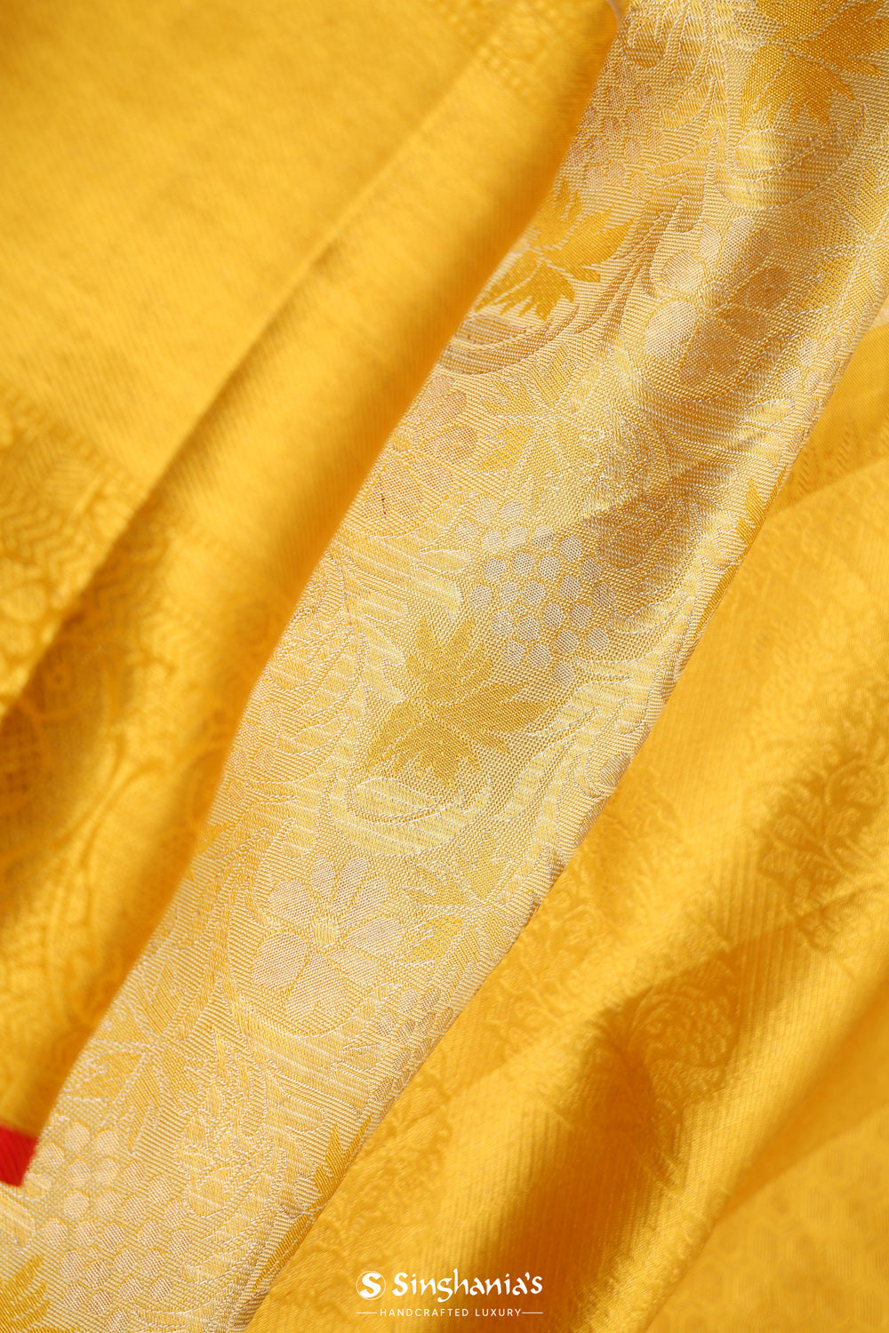 Pastel Gold Jaal Kanjivaram Silk Saree