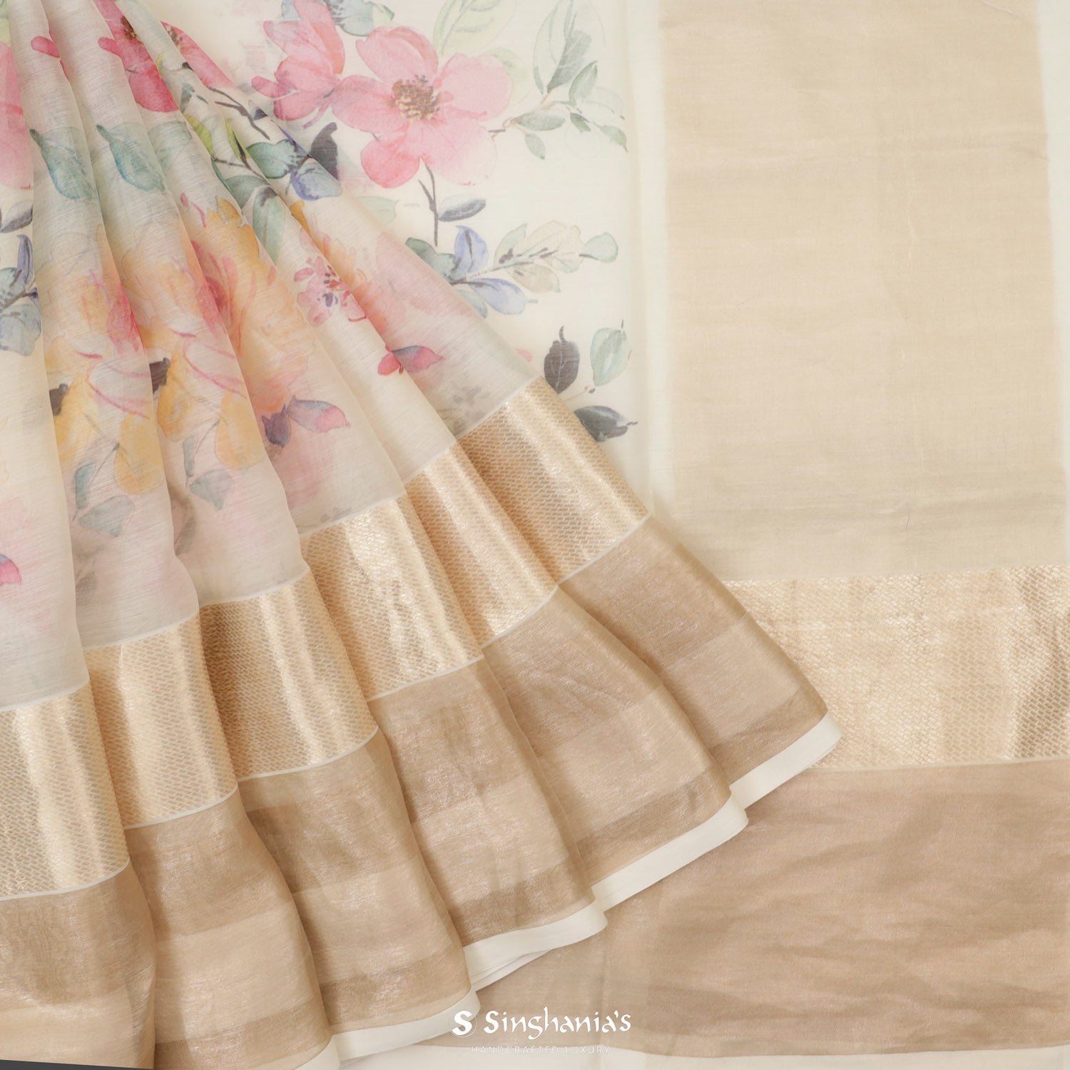 Milk White Printed Maheshwari Saree With Floral Pattern