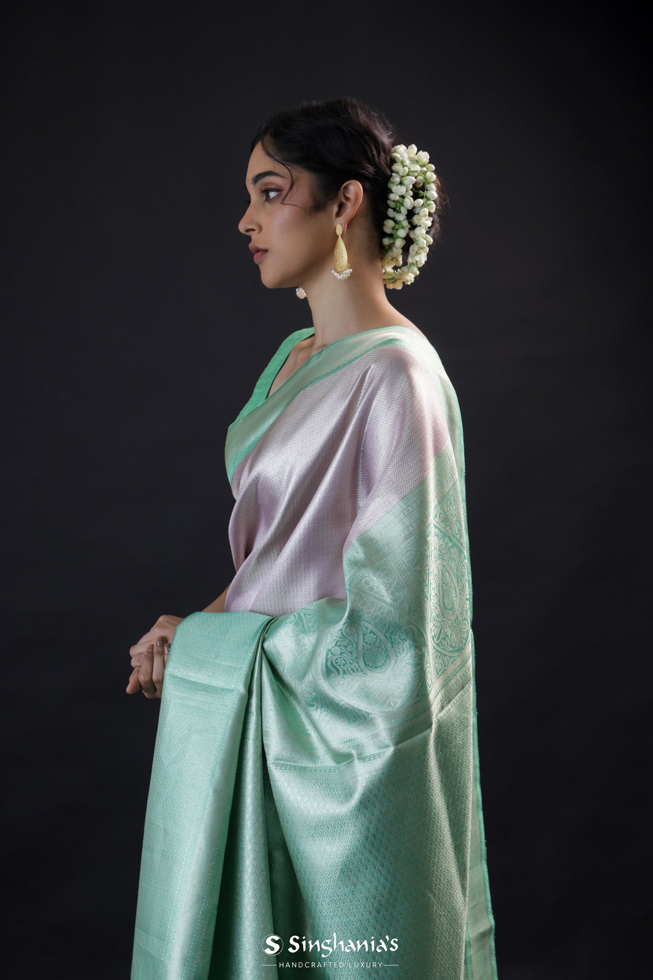 Pastel Violet Kanjivaram Silk Saree With Zari Weaving