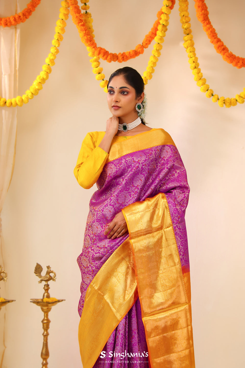 Dark Magenta Kanjivaram Silk Saree With Contrast Border