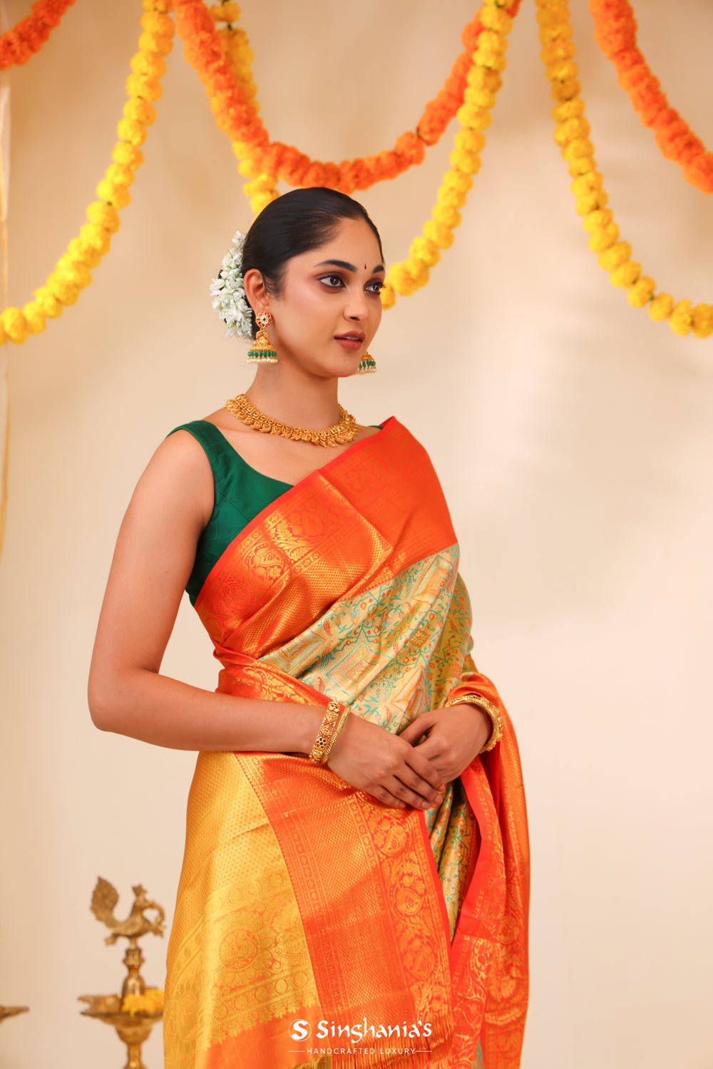 Green Gold Tissue Kanjivaram Saree With Floral Jaal Weaving