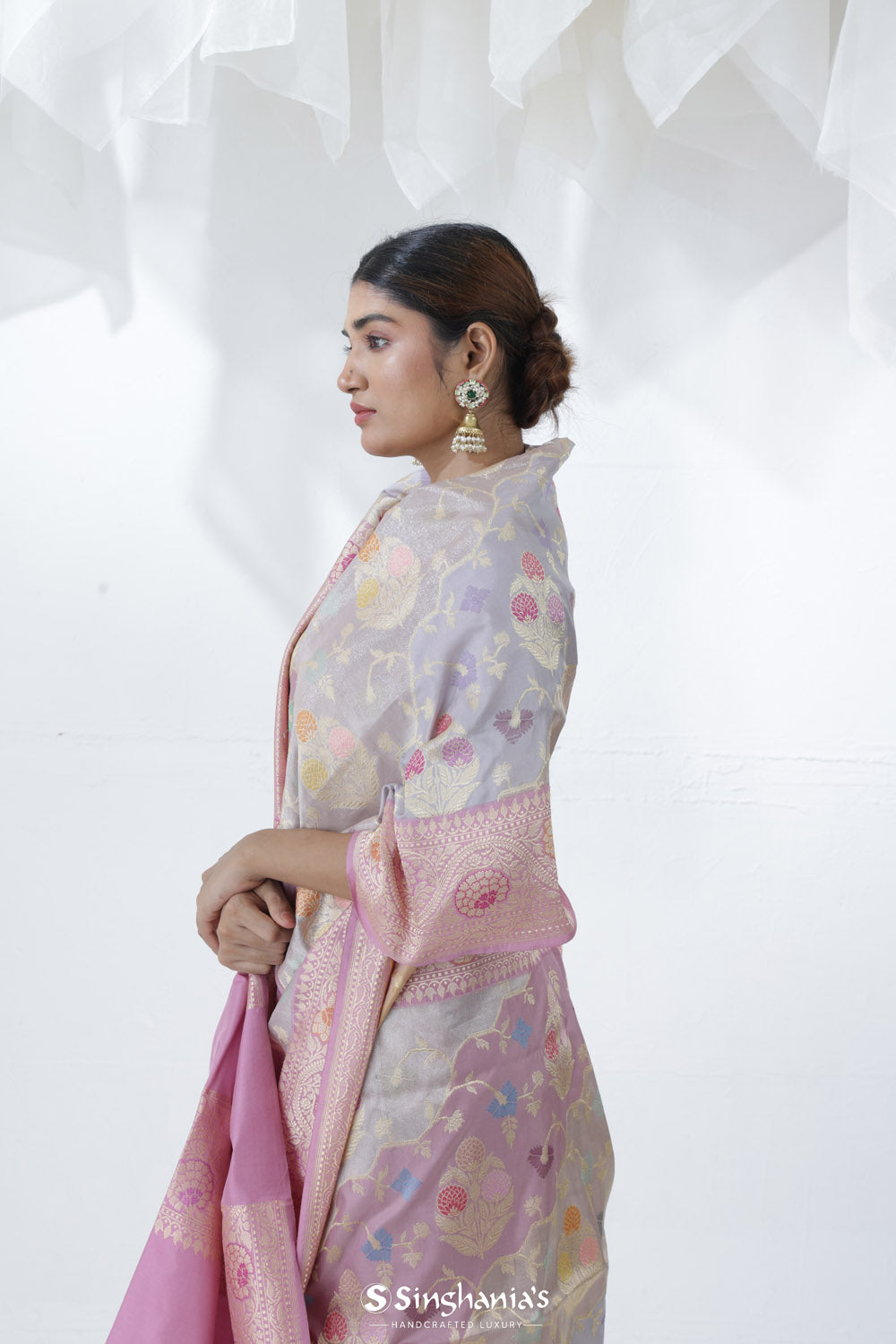 Pale Blue-Purple Rangkat Banarasi Silk Saree With Floral Design
