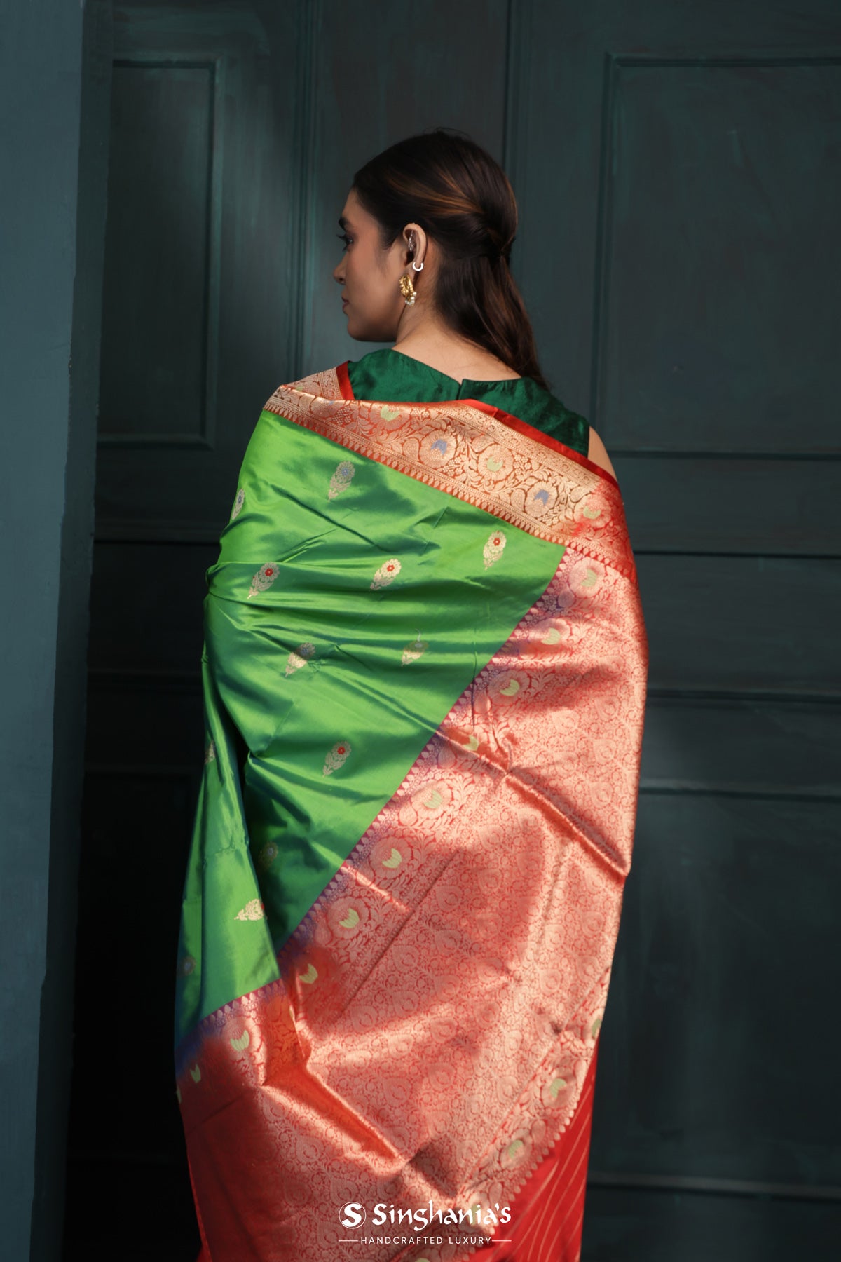 Kelly Green Banarasi Silk Saree With Floral Buttas Design
