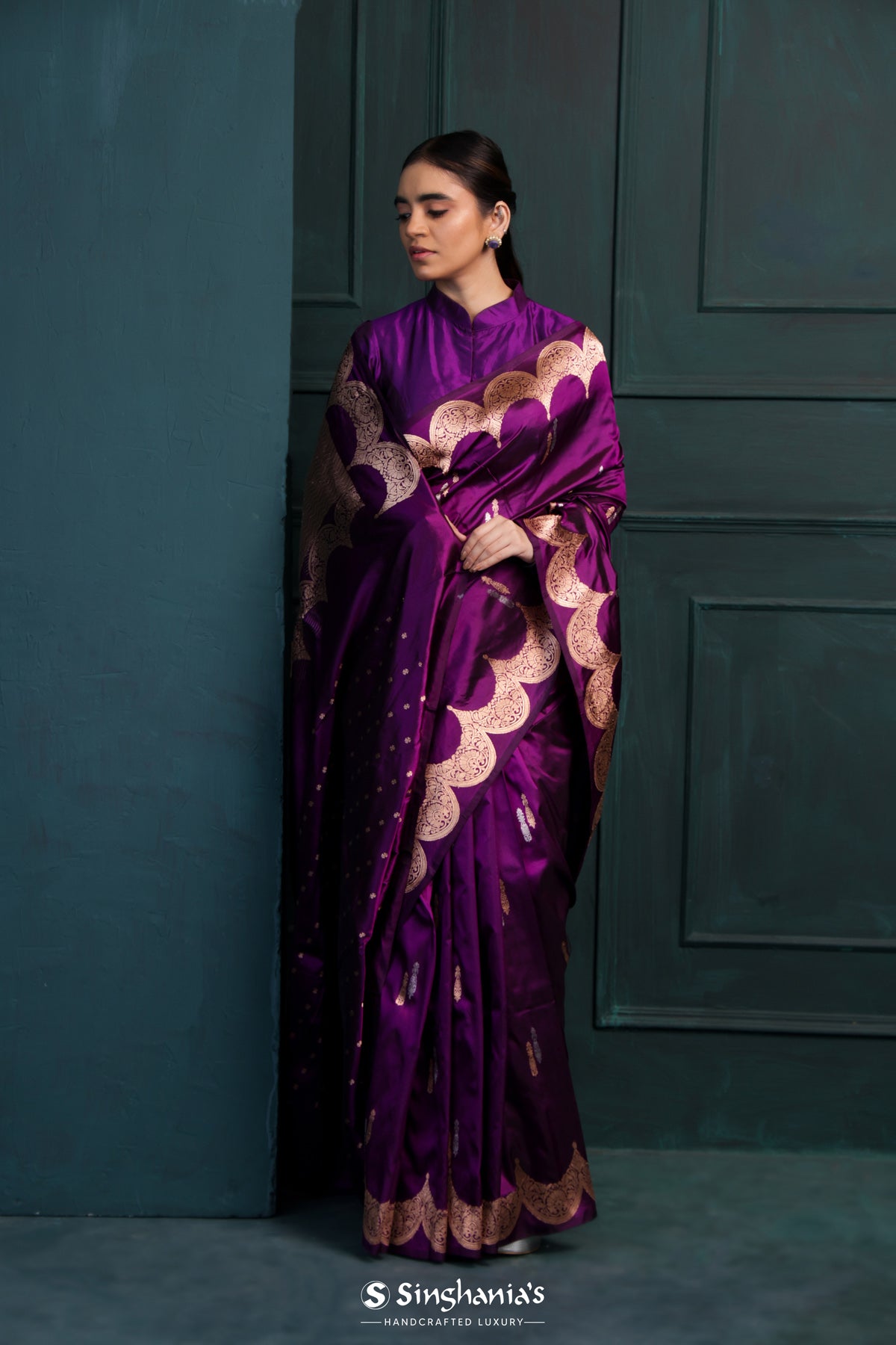 Luxury Purple Banarasi Silk Saree With Floral Buttas Design