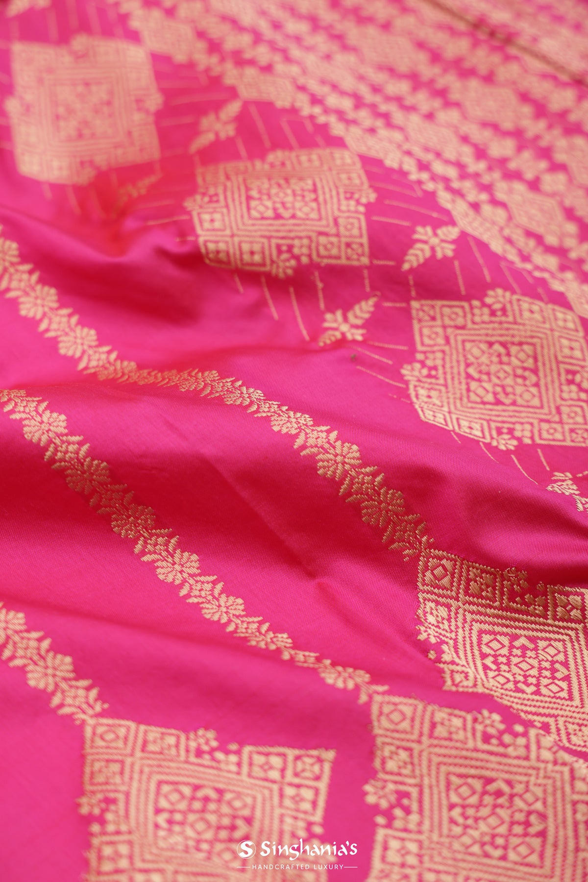 Brilliant Rose Pink Banarasi Silk Saree With Floral Stripes Design