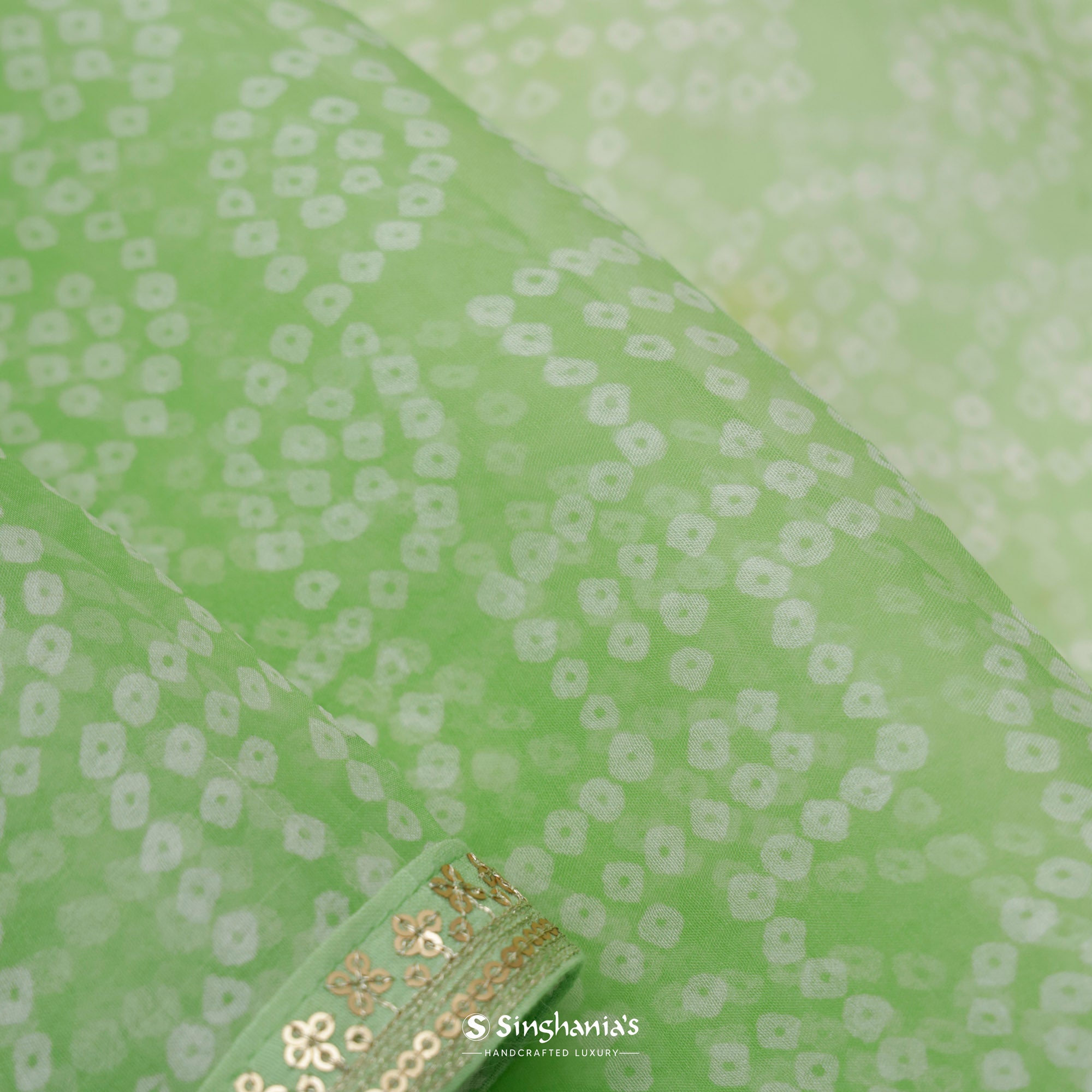Apple Green Printed Bandhani Organza Saree With Abstract Pattern