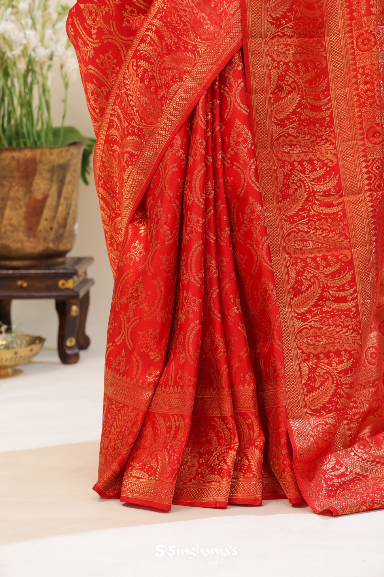 Bright Red Tissue Kanjivaram Silk Saree With Floral Butta Design