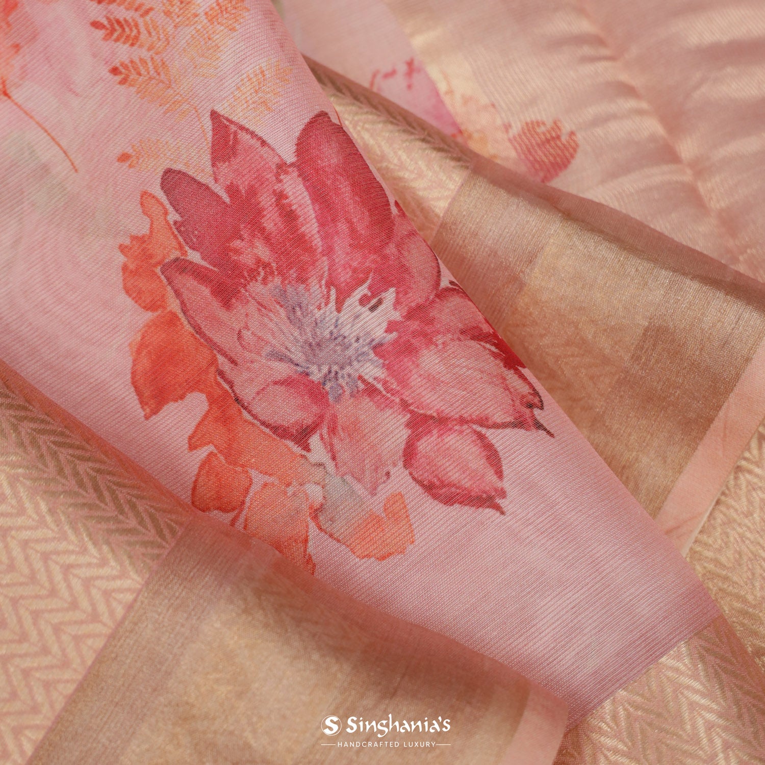 Peach Pink Printed Maheshwari Saree With Floral Pattern