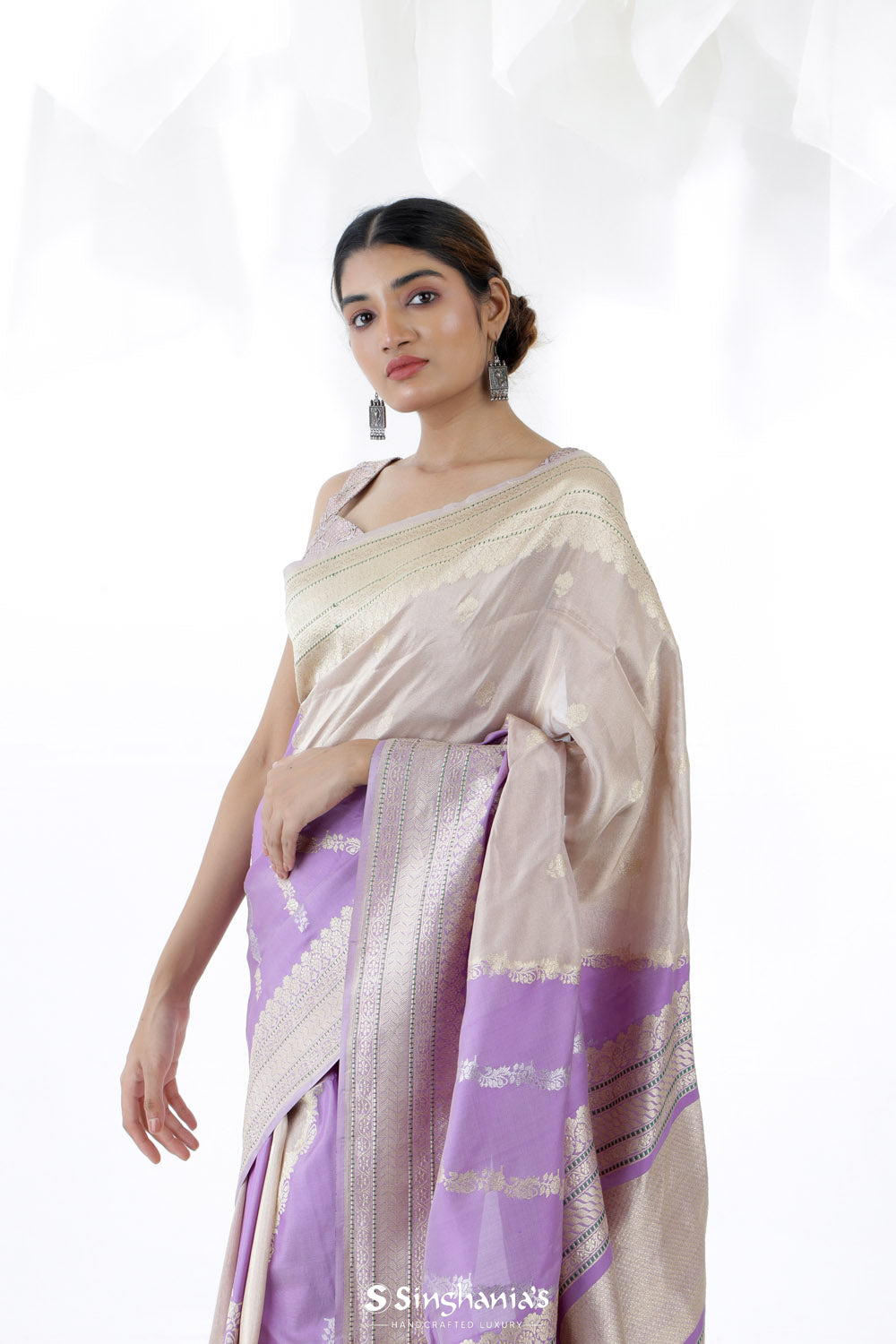 Brilliant Purple Banarasi Silk Saree With Floral Design