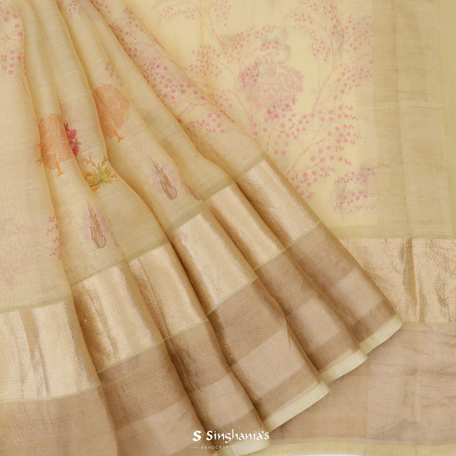 Pearl Cream Printed Maheshwari Saree With Floral Pattern