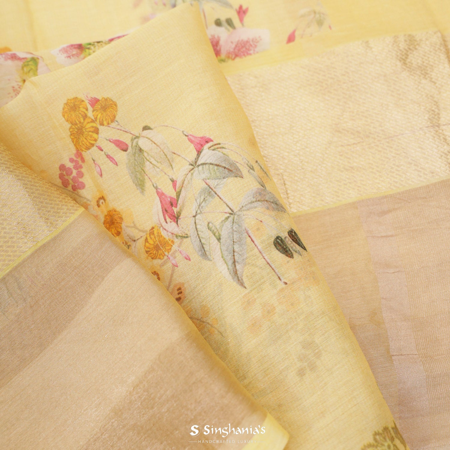 Macaroon Yellow Printed Maheshwari Saree With Floral Pattern