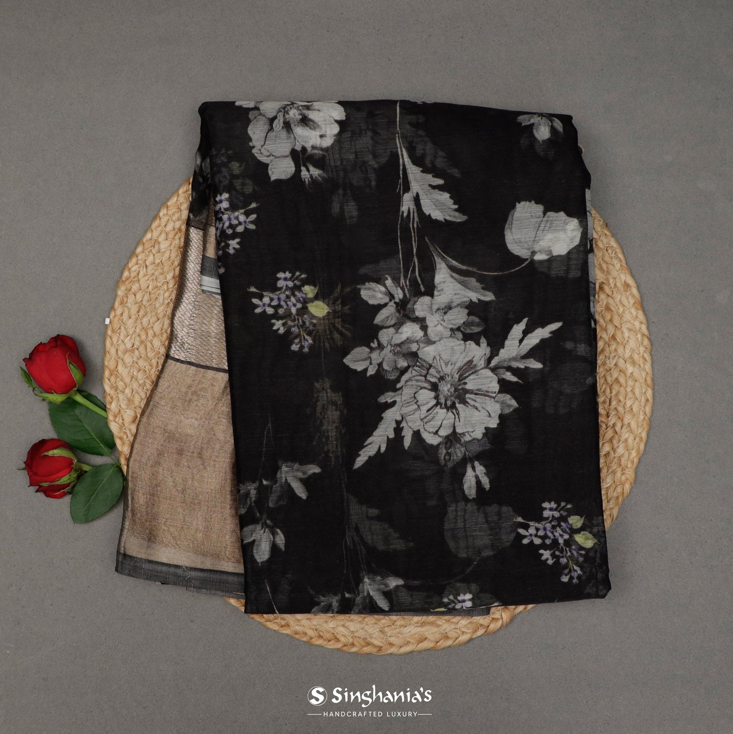 Frost Black Printed Maheshwari Saree With Floral Pattern