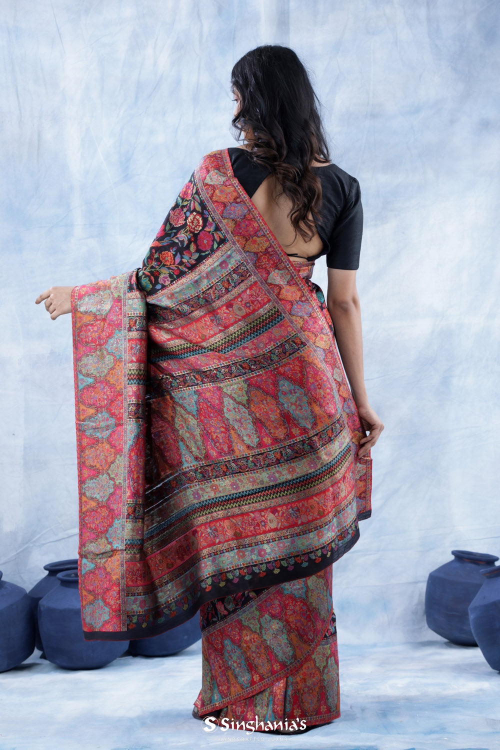 Pitch Black Kani Handloom Saree With Floral Jaal Motifs