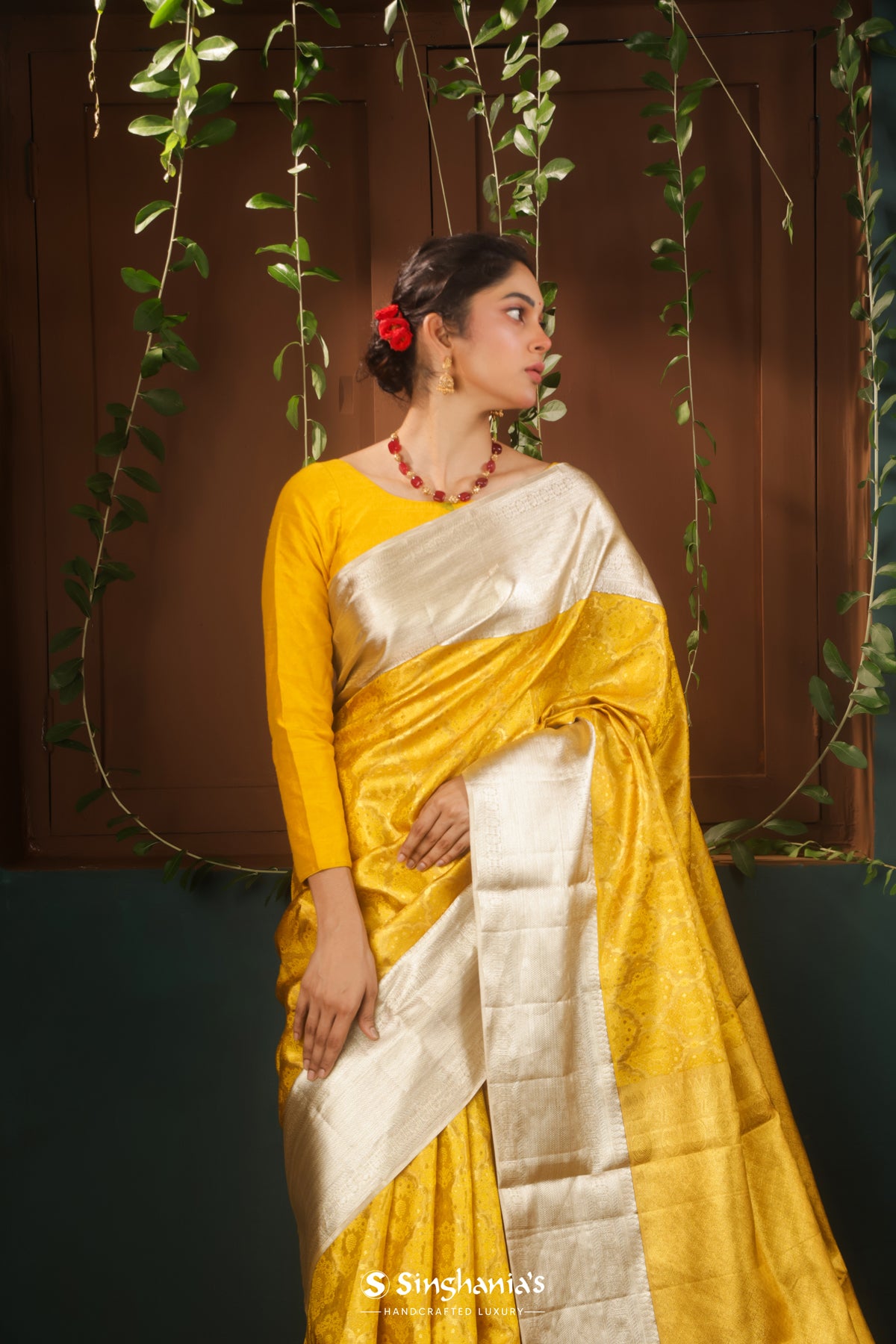 Gold Silver Tissue Saree With Floral Geometrical Pattern