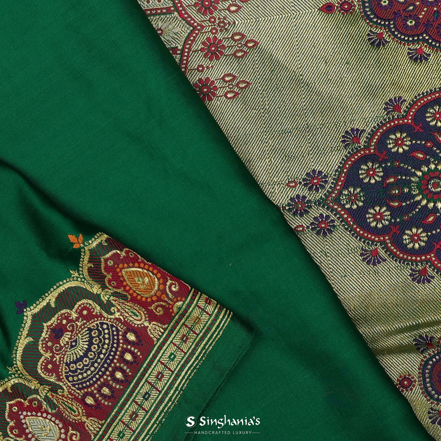 Amazon Green Plain Silk Saree With Banarasi Weaving