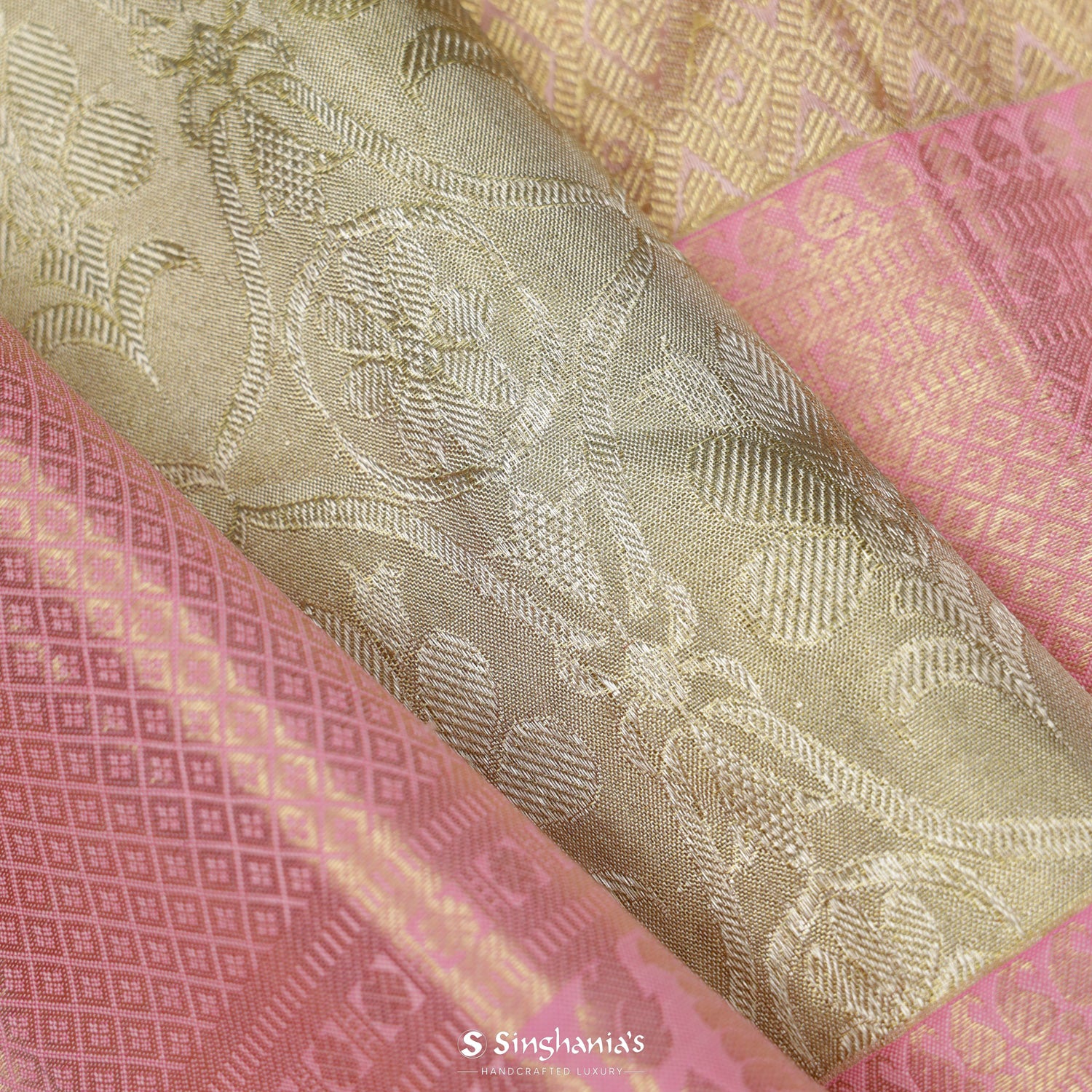 Vivid White Kanjivaram Silk Saree With Floral Butti Pattern