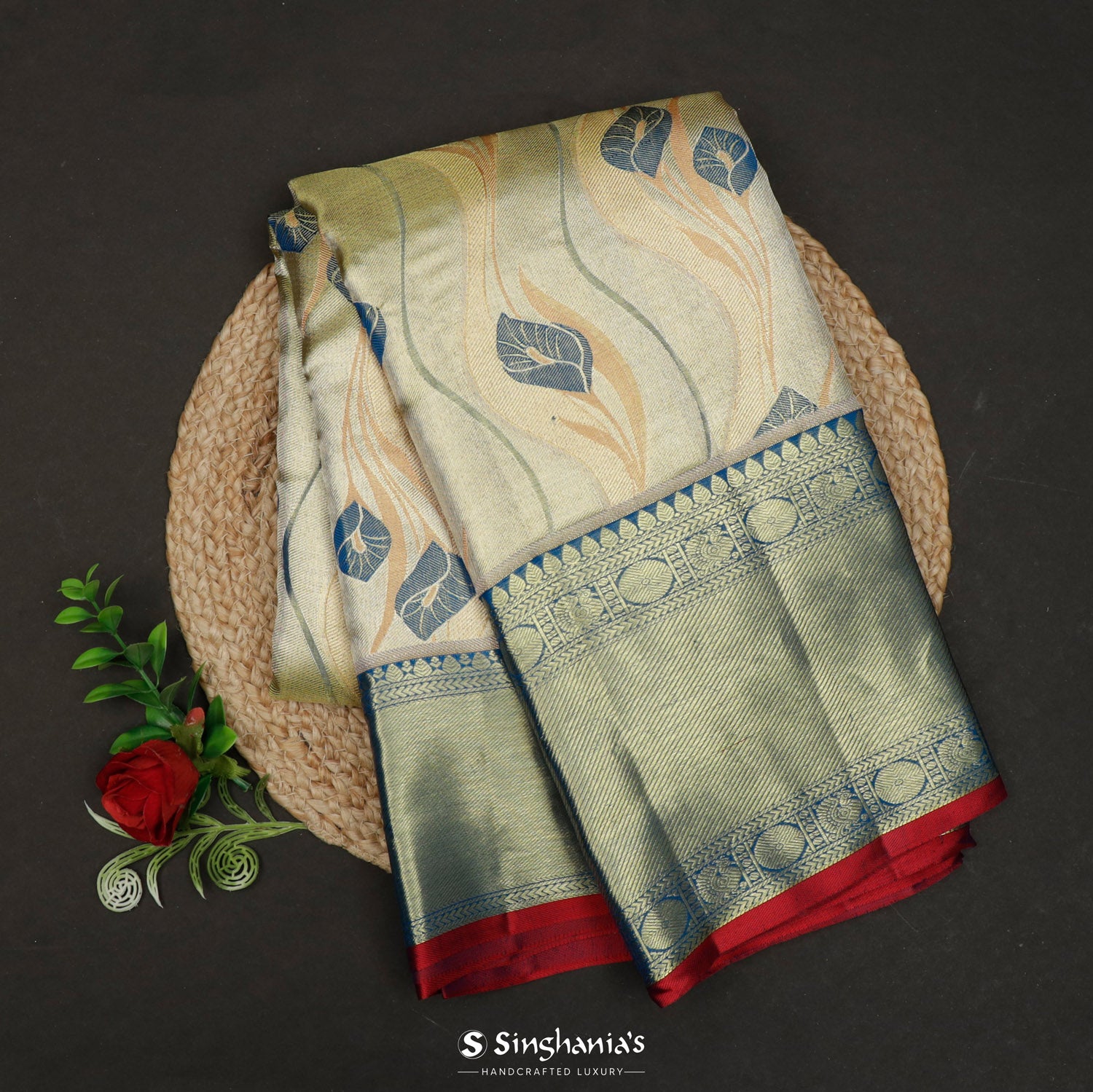 Cloud Cream Kanjivaram Silk Saree With Floral Jaal Pattern