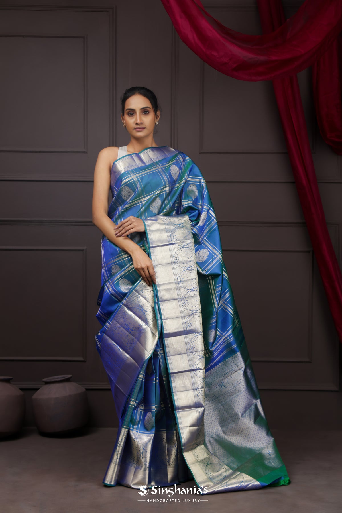 Blue Green Dual-Tone Kanjivaram Saree With Peacock Weaving