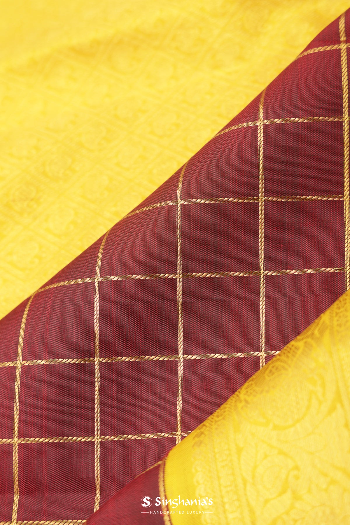 Royal Maroon Kanjivaram Silk Saree With Checks Weaving