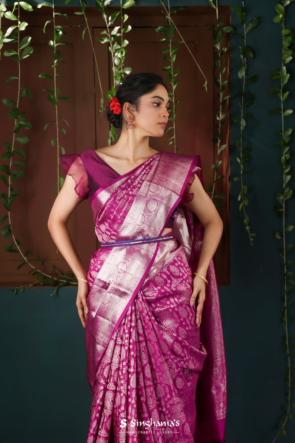 Bright Maroon Kanjivaram Silk Saree With Belt Pattern