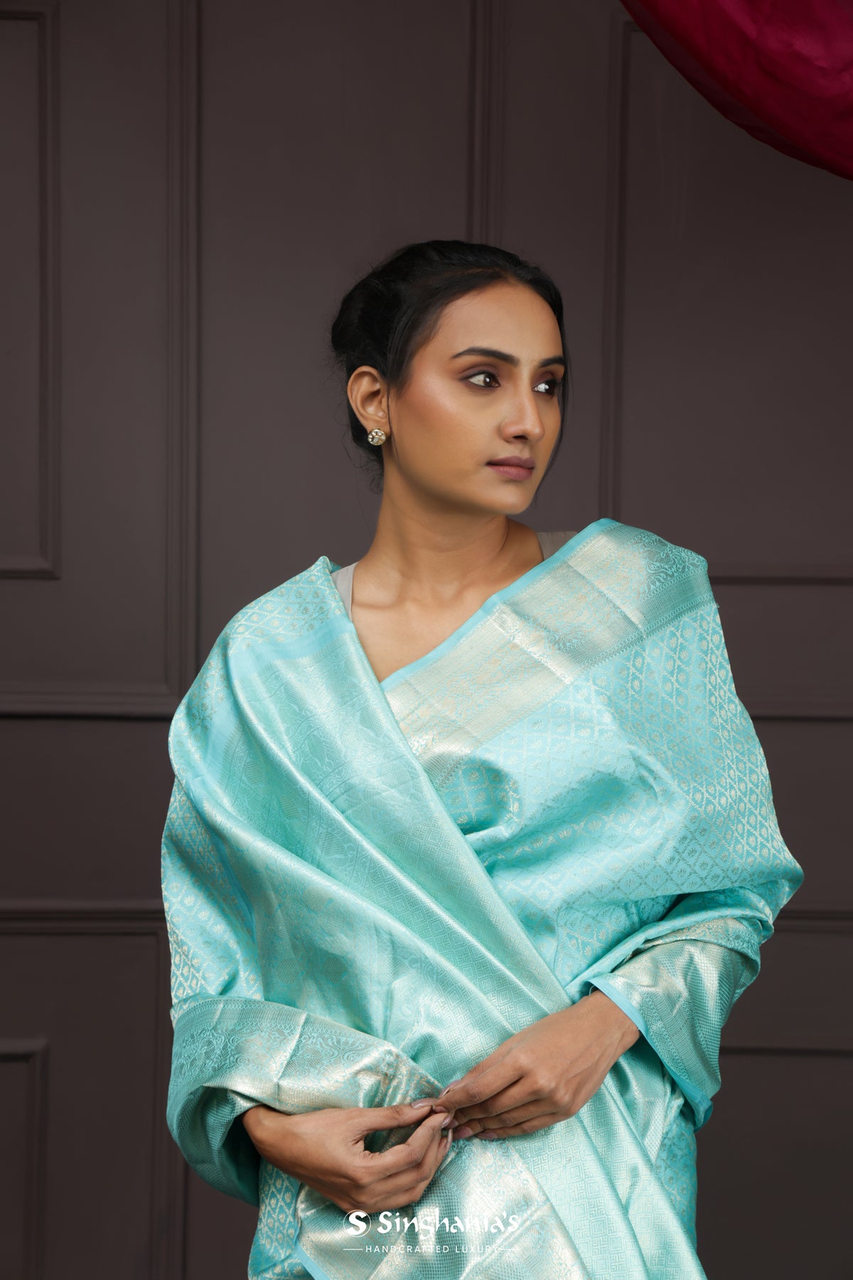 Aqua Blue Kanjivaram Silk Saree With Floral Jaal Weaving