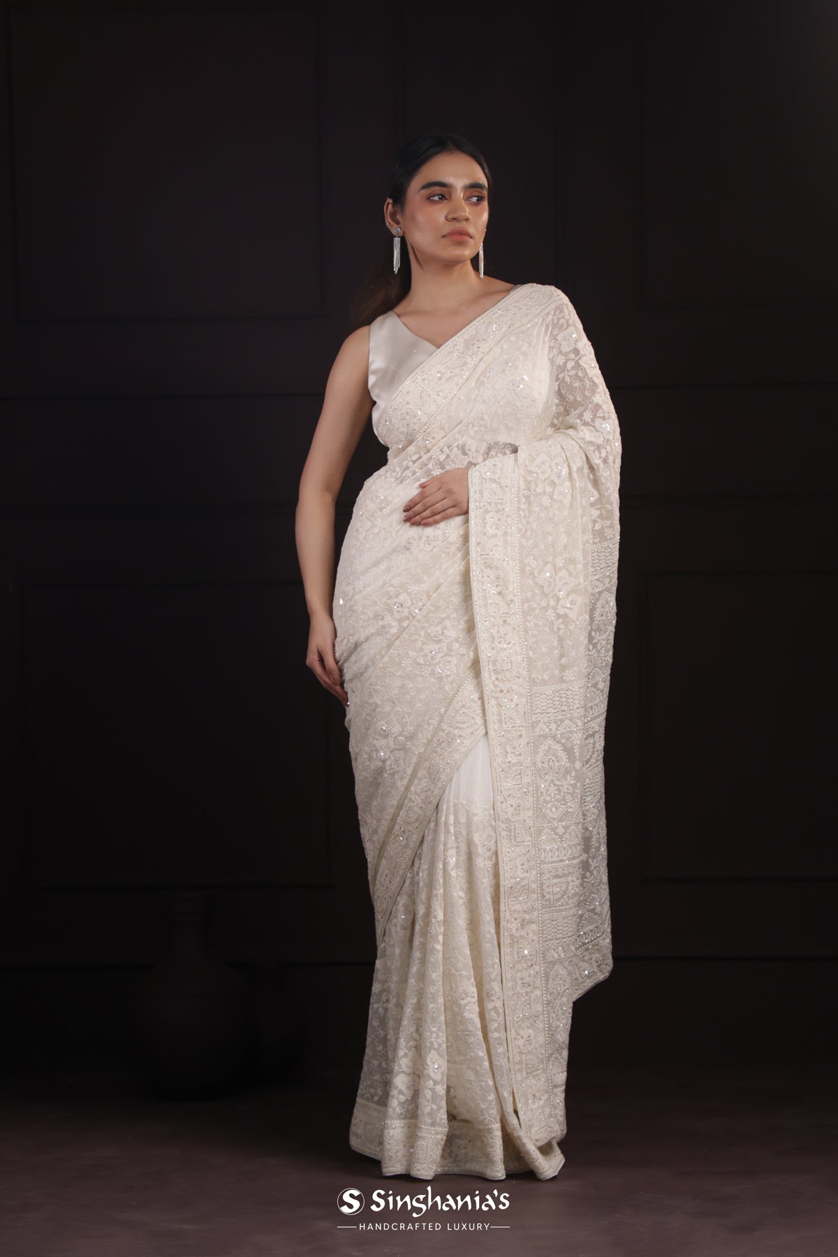 Pearl White Georgette Saree With Thread Embroidery