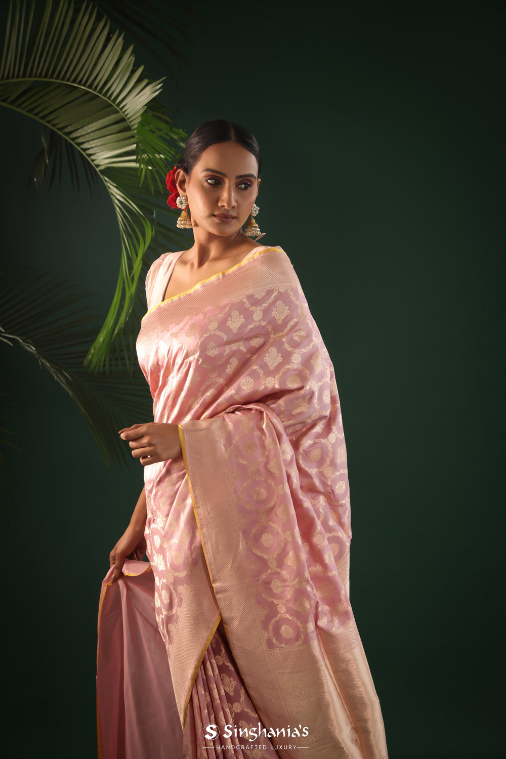 Thistle Purple Banarasi Silk Saree With Floral-Circular Motifs