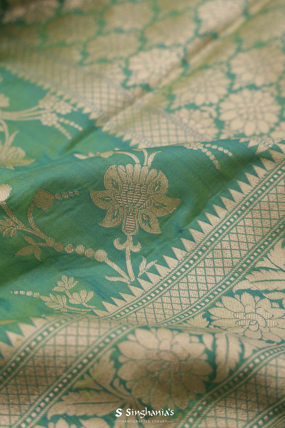 Dual-Shade Green Banarasi Silk Saree With Floral Jaal