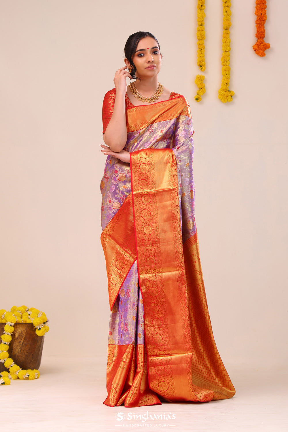 Mauve Gold Kanjivaram Silk Saree With Floral Weave