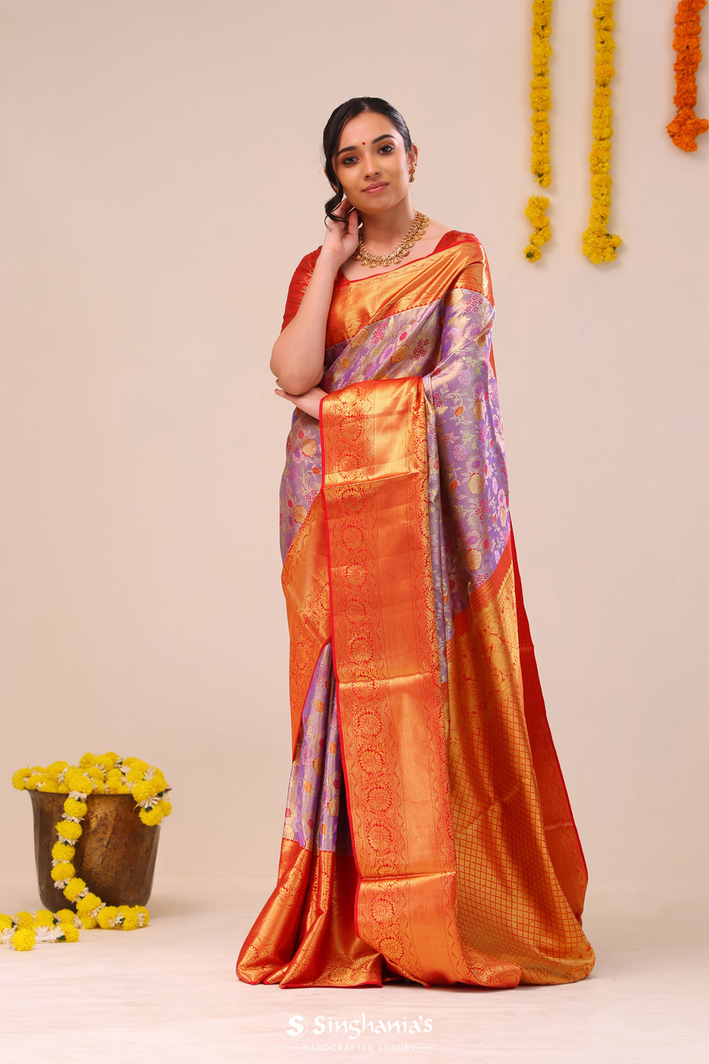 Mauve Gold Kanjivaram Silk Saree With Floral Weave