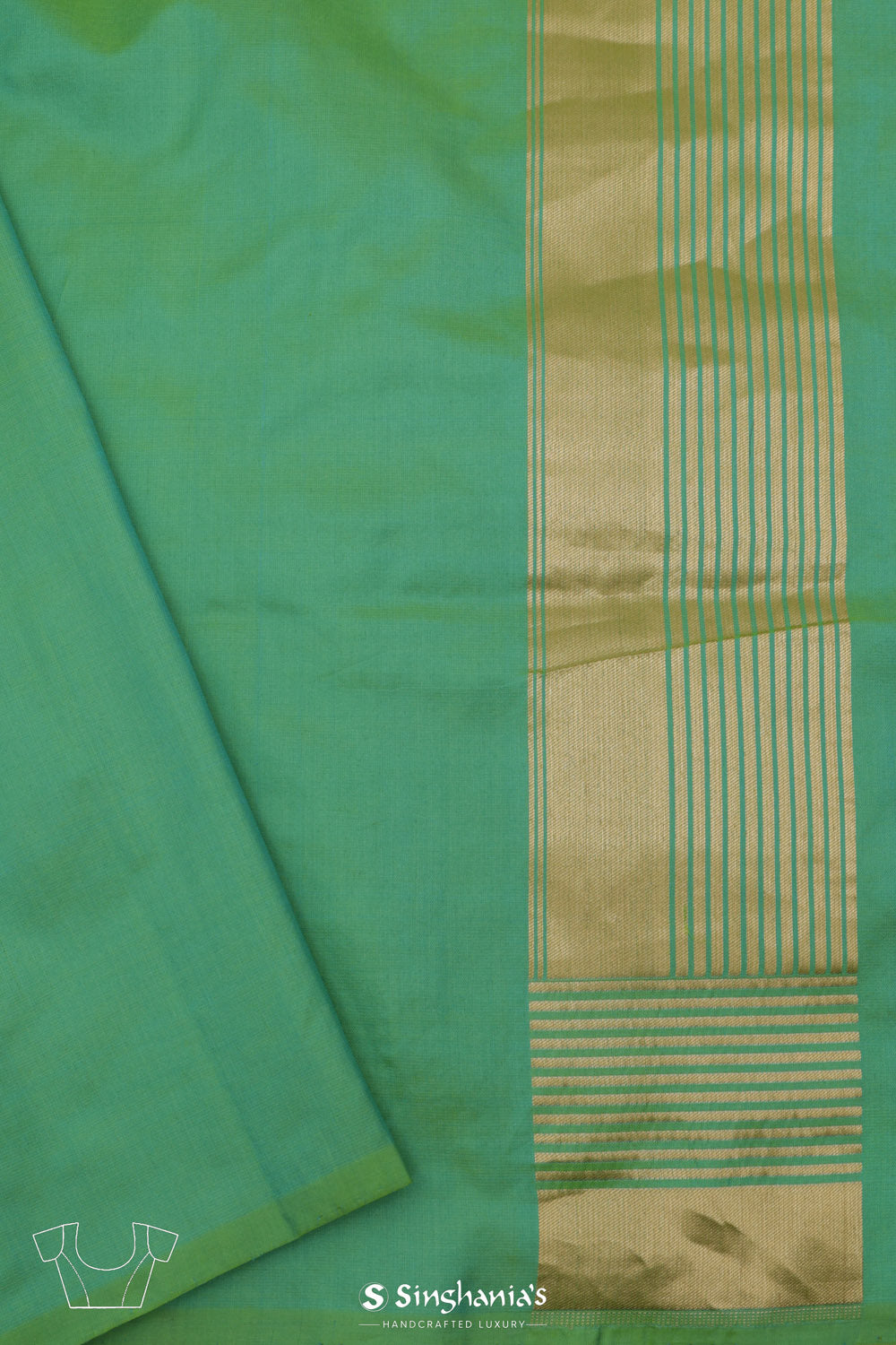 Lawn Green Banarasi Silk Saree With Dual-Tone Shine