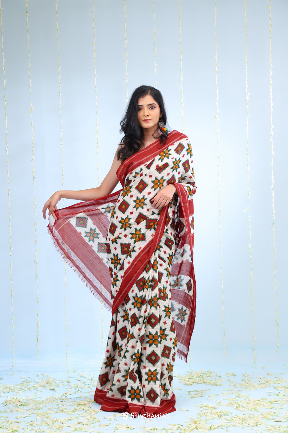 Coconut White Ikkat Cotton Saree With Contrast Border