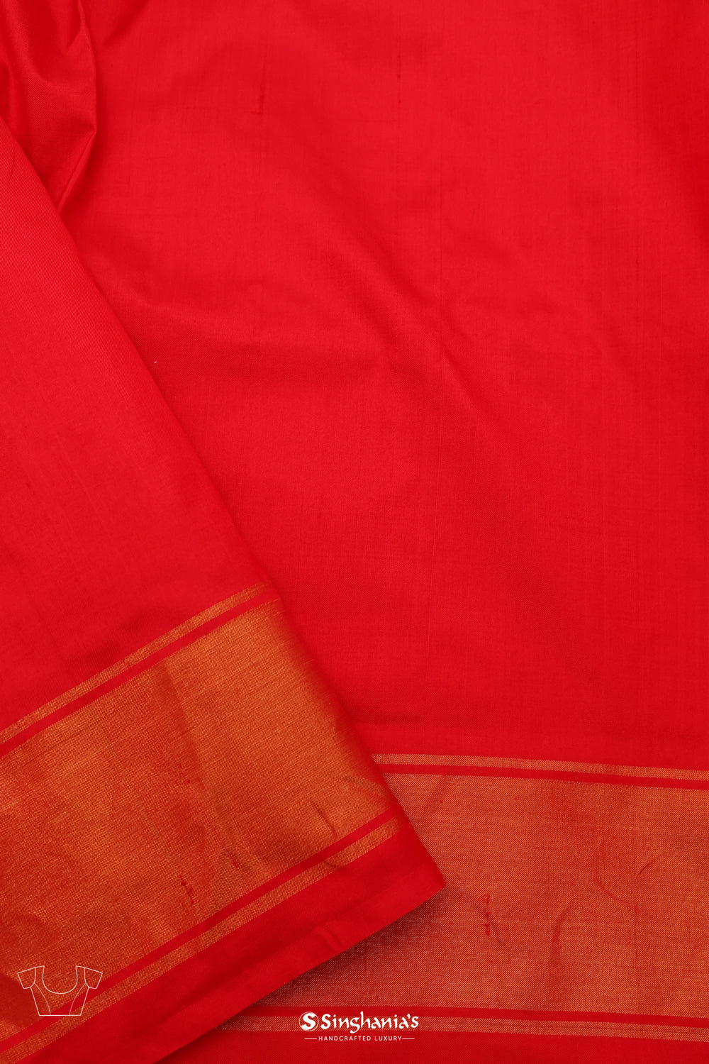 Deep Red Ikkat Patola Silk Saree With Jaal Design