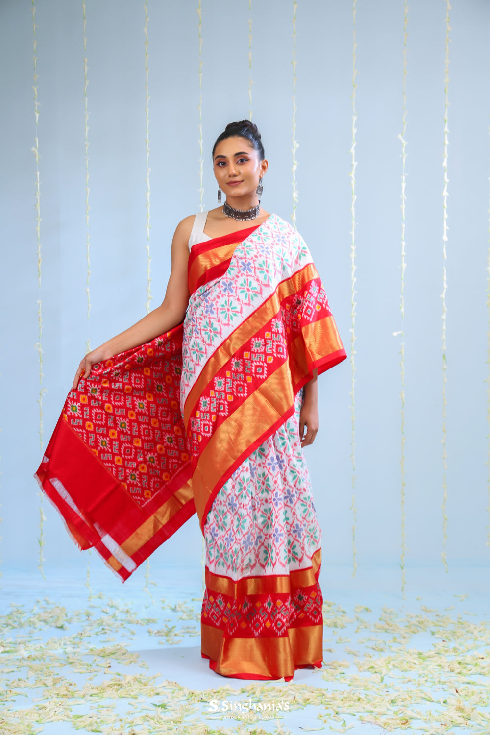 Bright White Ikkat Silk Saree With Contrast Border