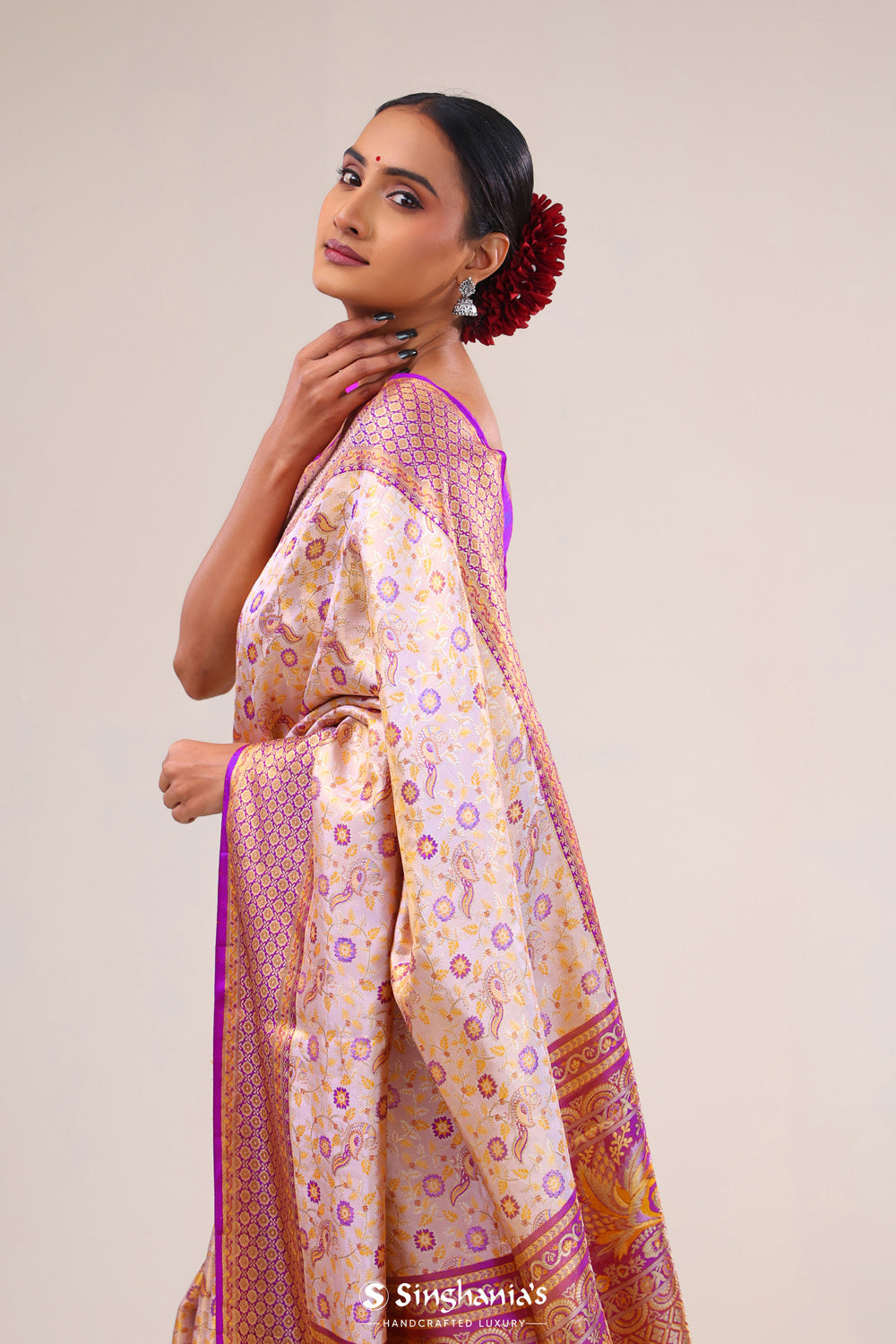 Pale Pink Jaal Kanjivaram Silk Saree