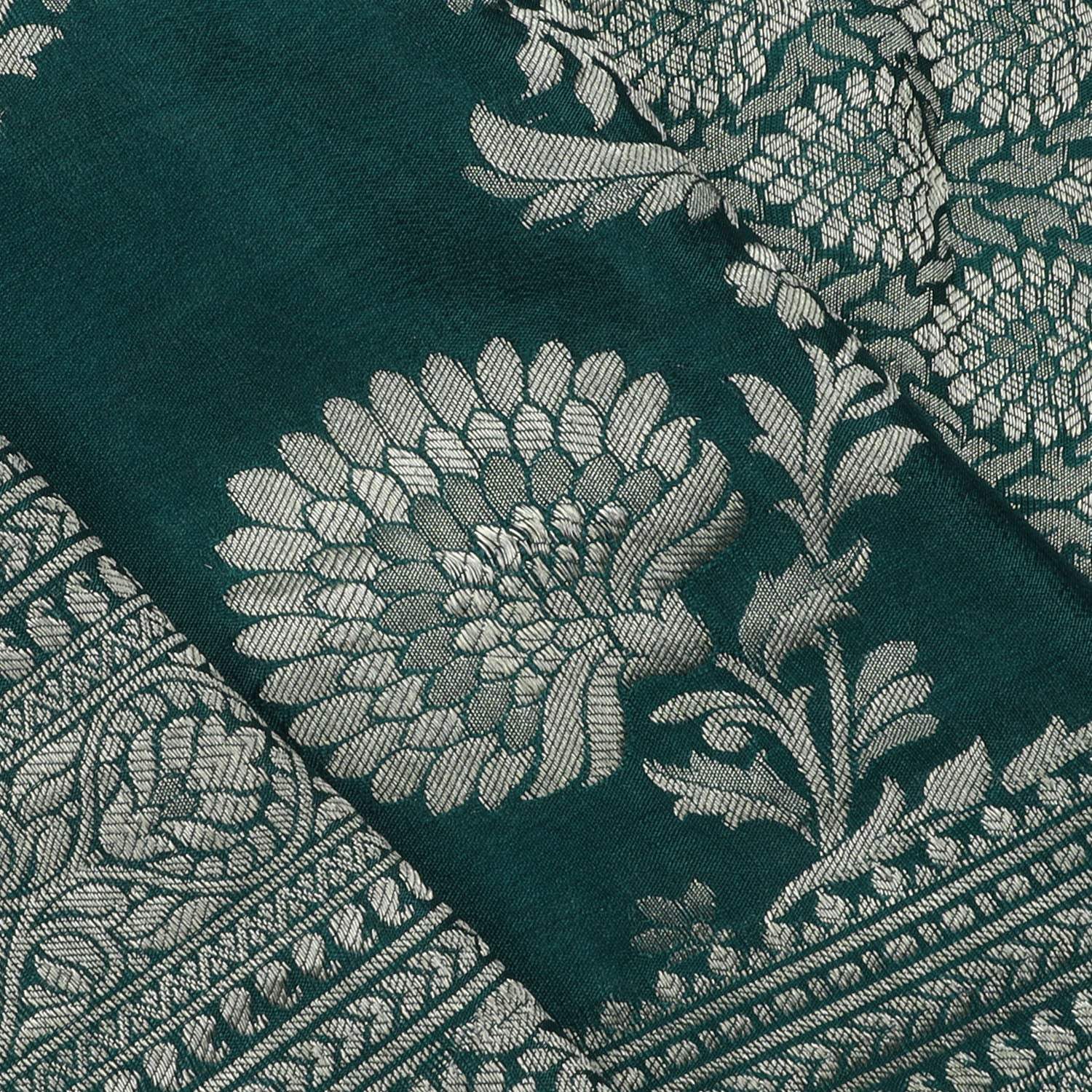 Deep Green Banarasi Silk Saree With Floral Jaal Design - Singhania's