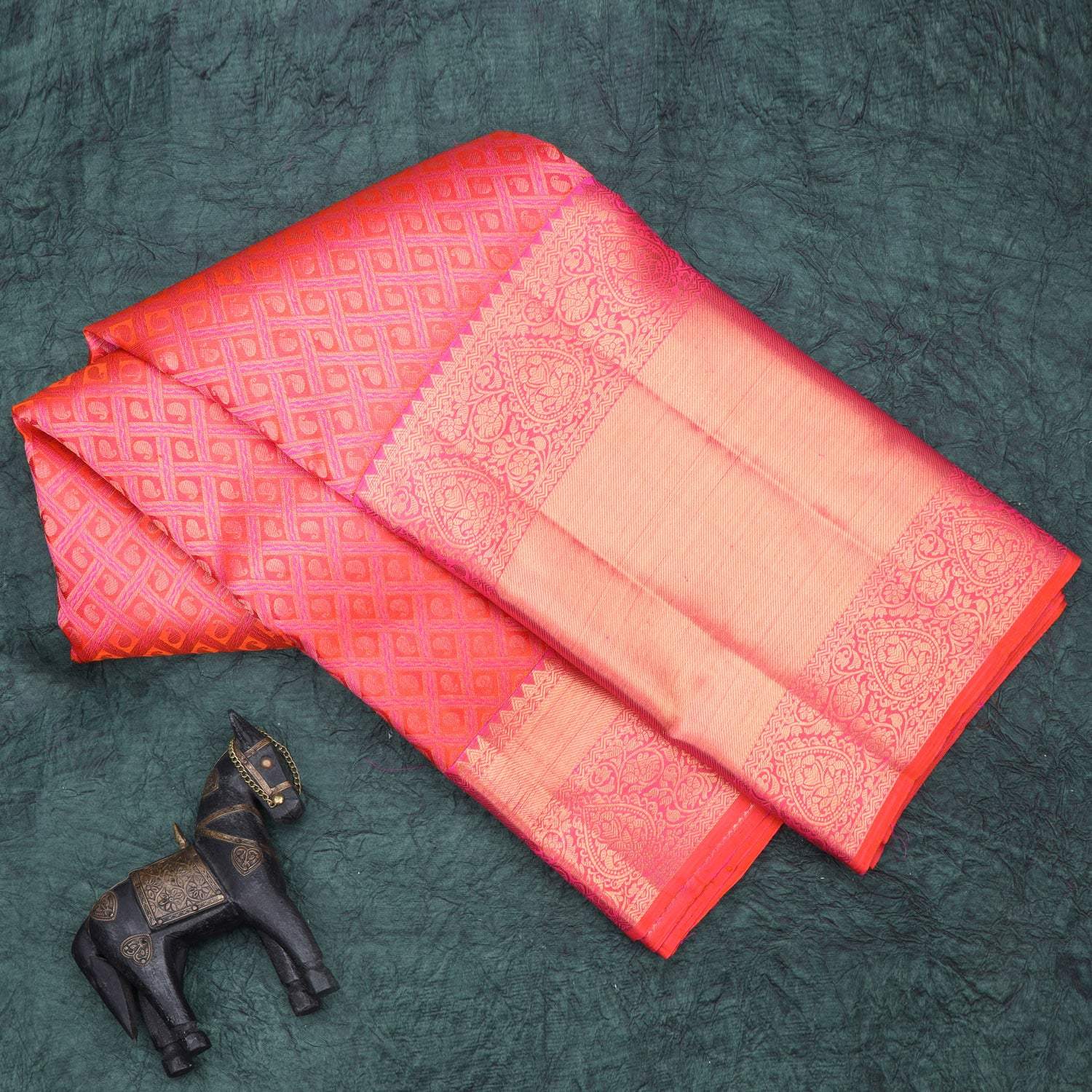 Vibrant Red Kanjivaram Silk Saree With Paisley Motif In Checks - Singhania's