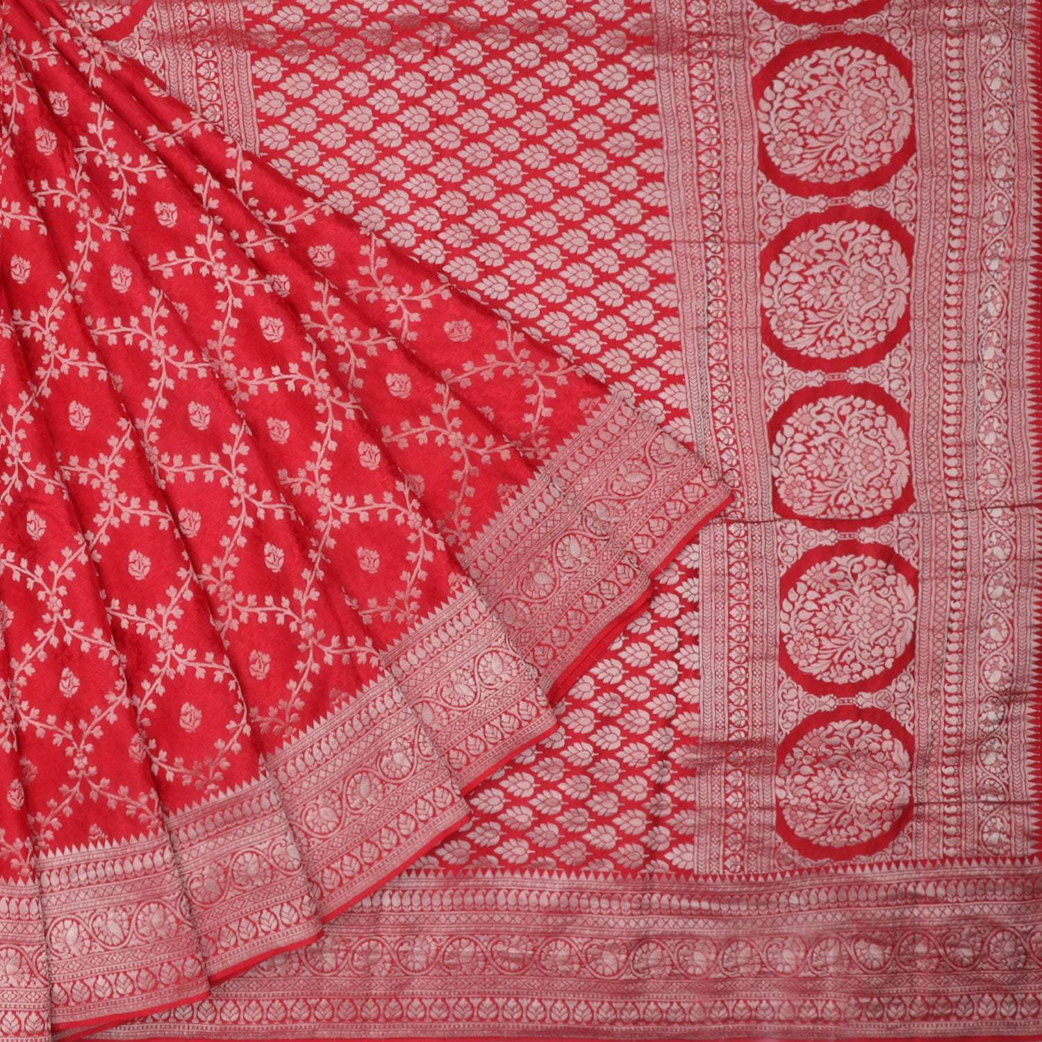 Red Banarasi Silk Saree With Floral Jaal Pattern - Singhania's