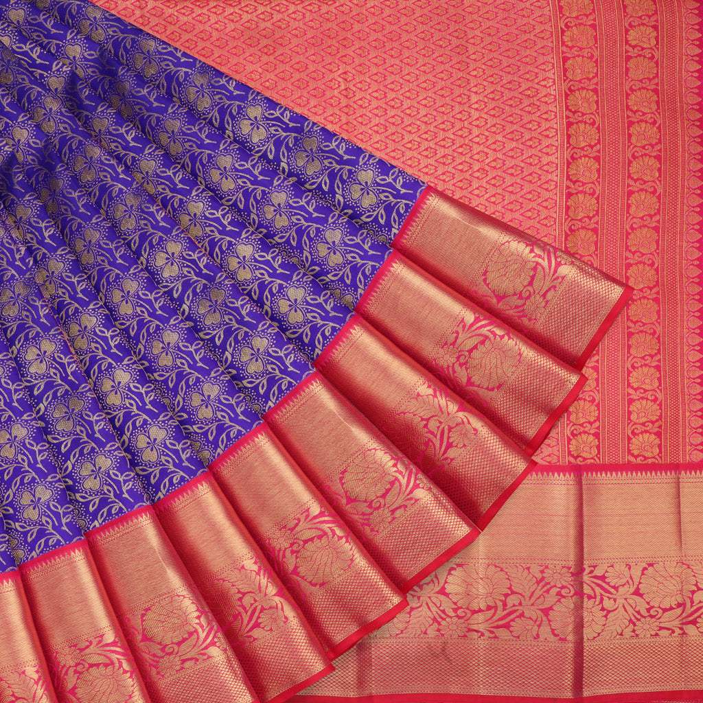 Dark Blue Kanjivaram Silk Handloom Saree With Leaf Pattern - Singhania's